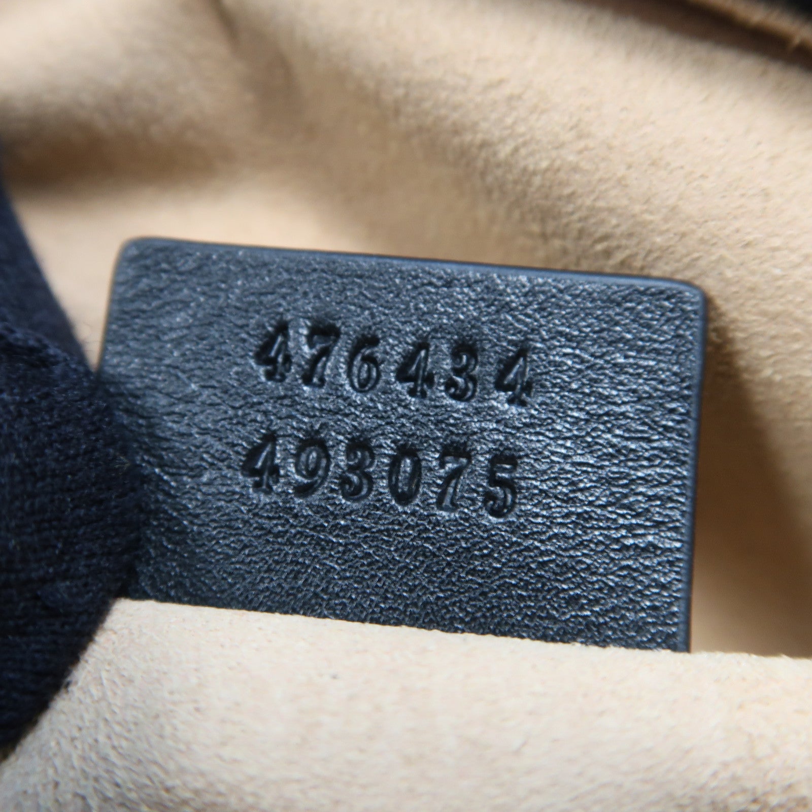 GUCCI 牛皮皮革GG Marmont金扣腰包黑色