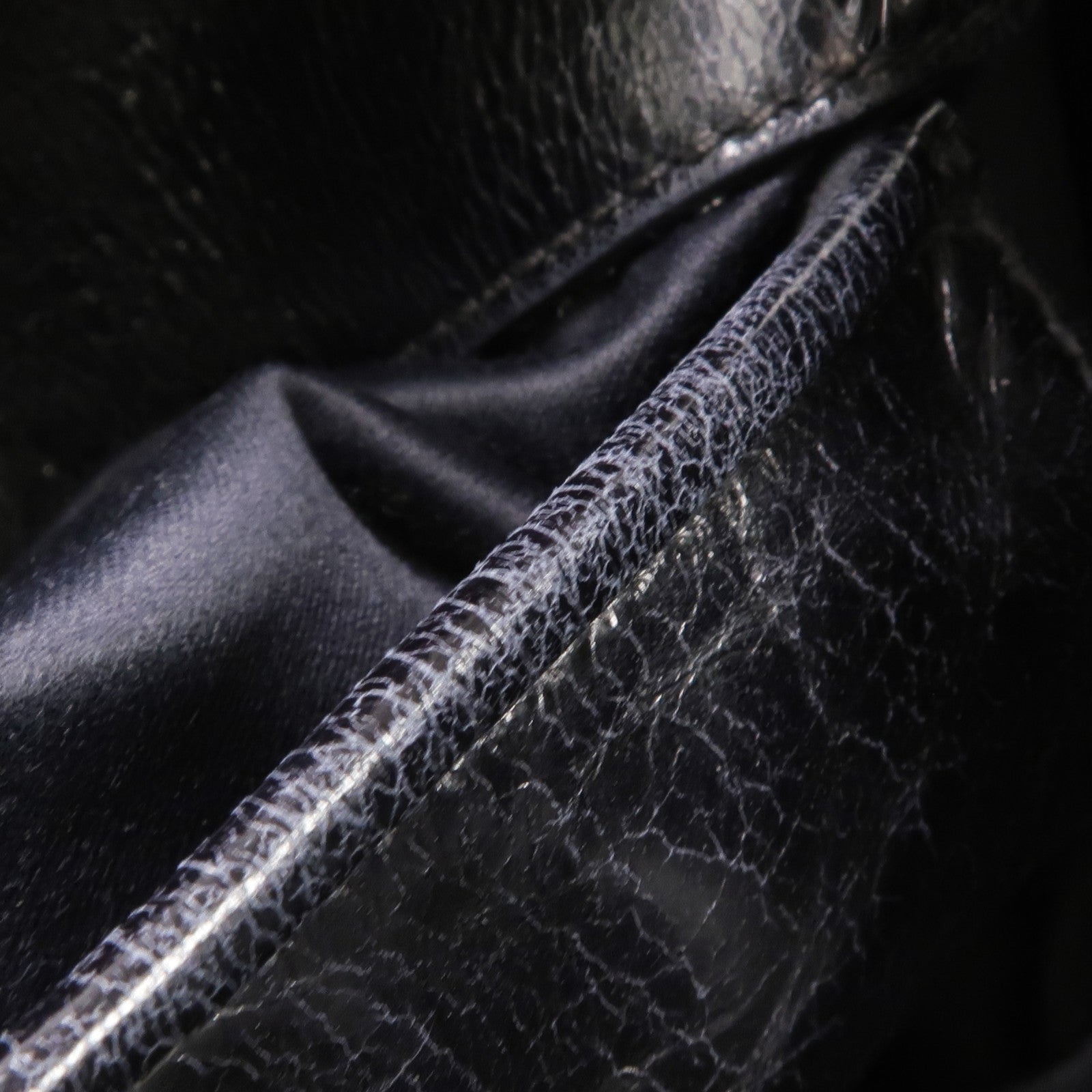 Miu Miu 牛皮皮革2 Way Shoulder銀扣手挽肩背兩用袋