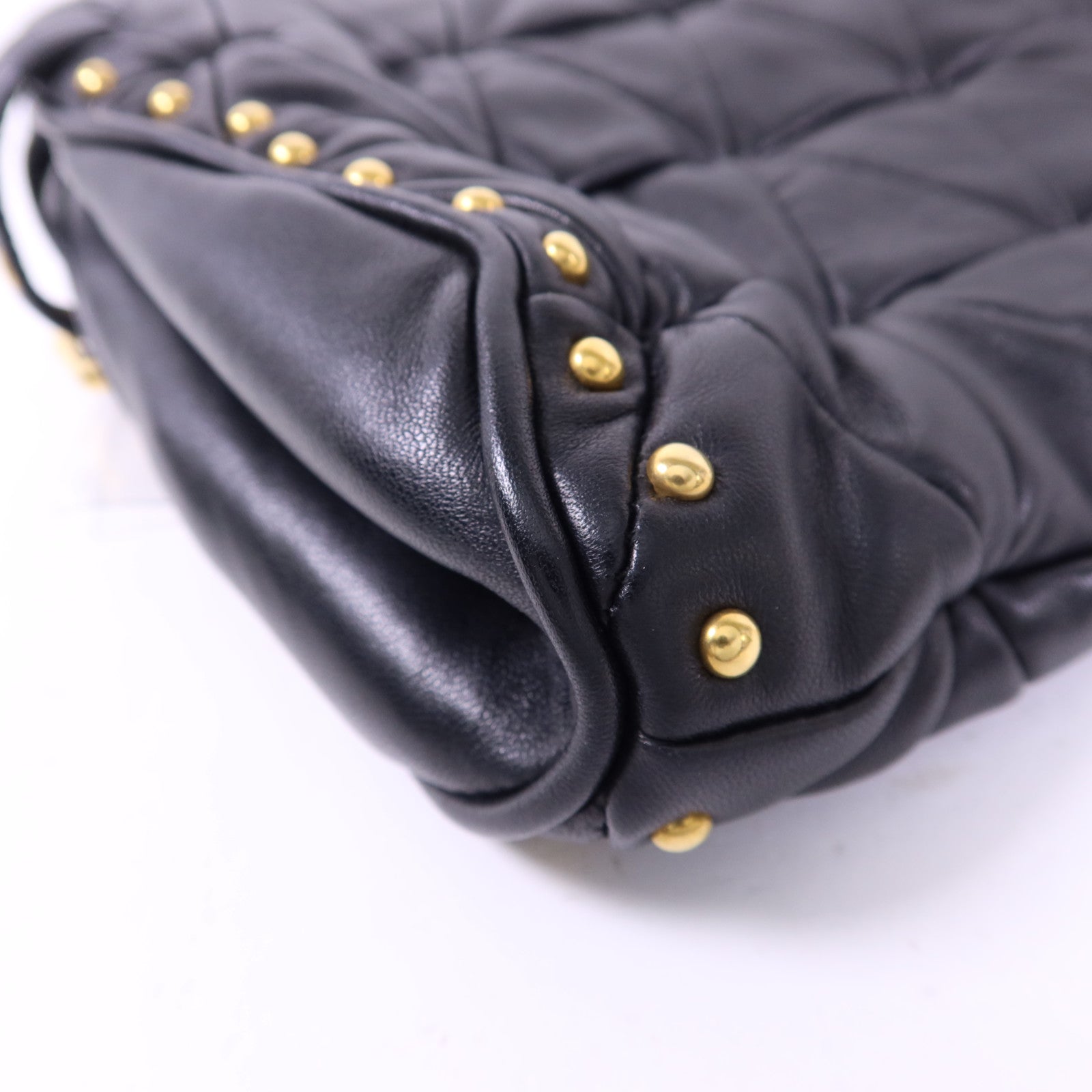 Miu Miu 牛皮皮革Clutch Bag金扣手拿包