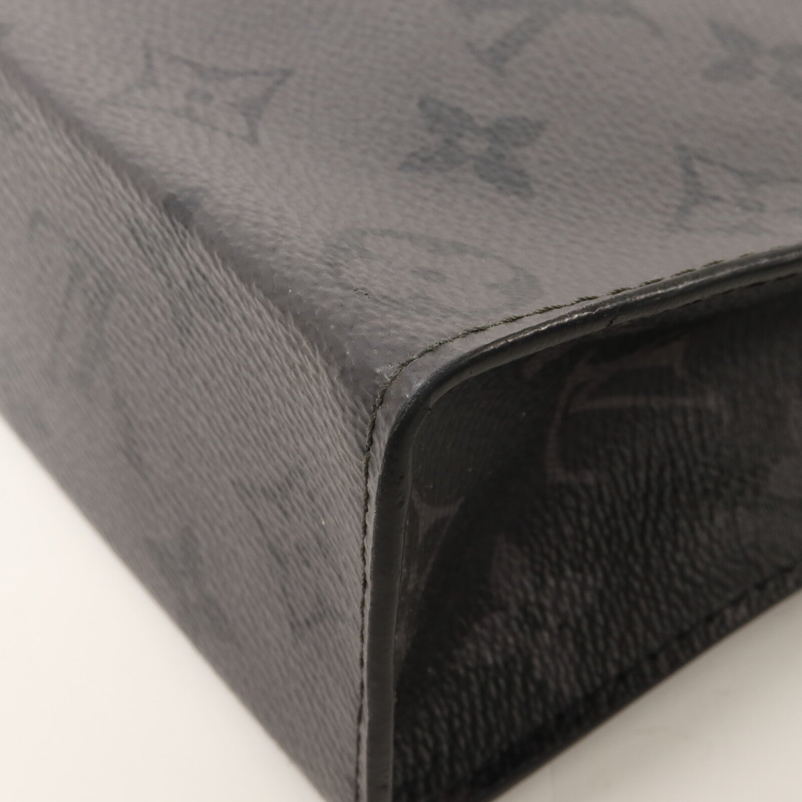 LOUIS VUITTON Monogram Eclipse Pochette Voyage MM手拿包