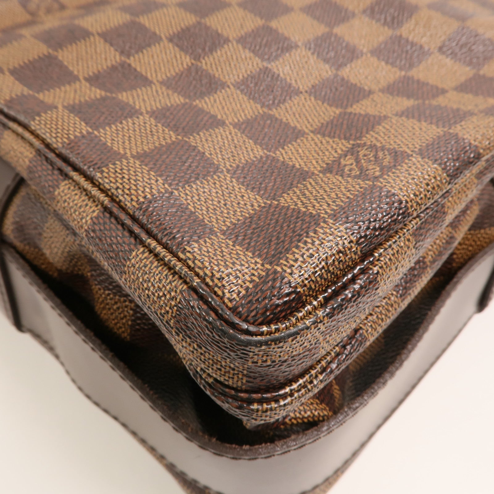 LOUIS VUITTON Damier Naviglio金扣肩背袋