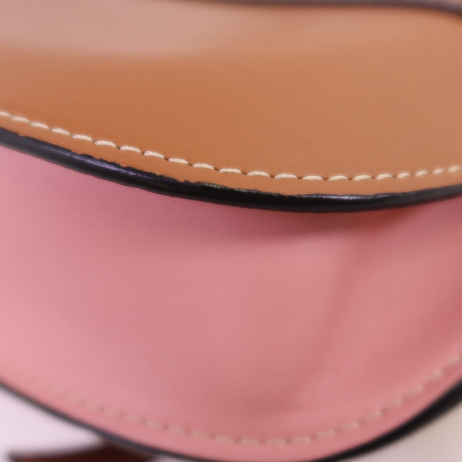 LOEWE 牛皮皮革Gate Small Bag金扣肩背袋