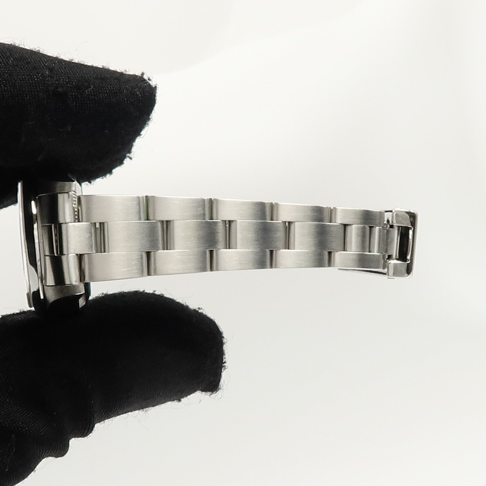 ROLEX Oyster Perpetual 67180
