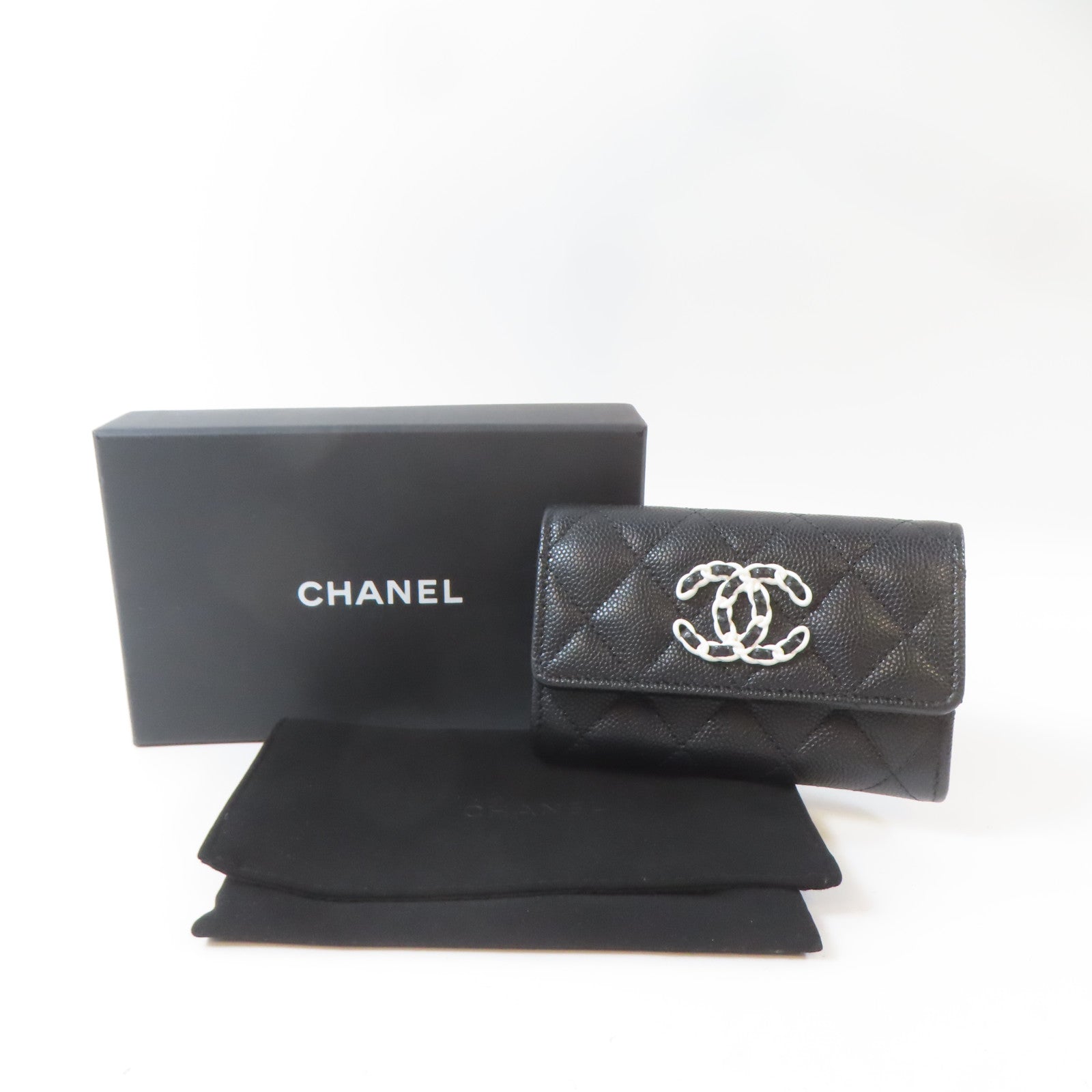 CHANEL 菱格Caviar皮革Card Case銀扣卡片套黑色