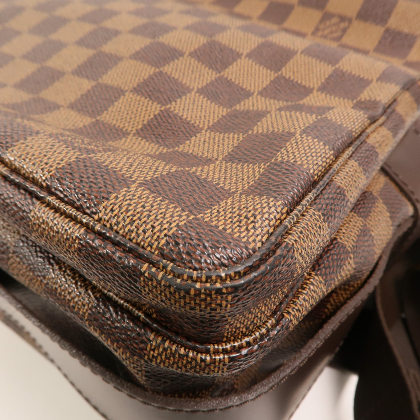 LOUIS VUITTON Damier Naviglio金扣肩背袋