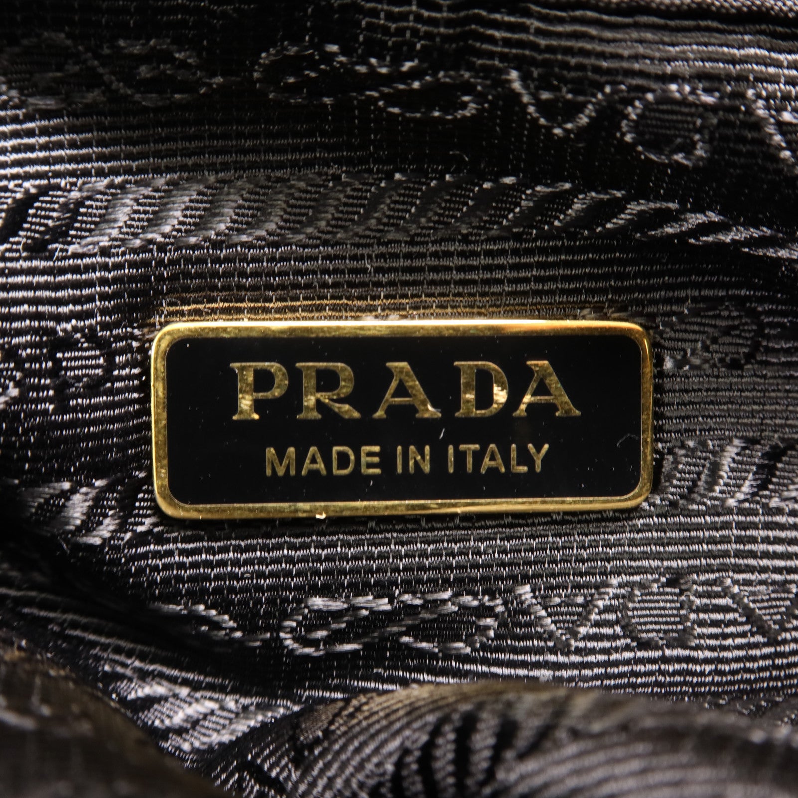 PRADA 尼龍Re-Edition 1978 Re-Nylon銀扣手挽肩背兩用袋