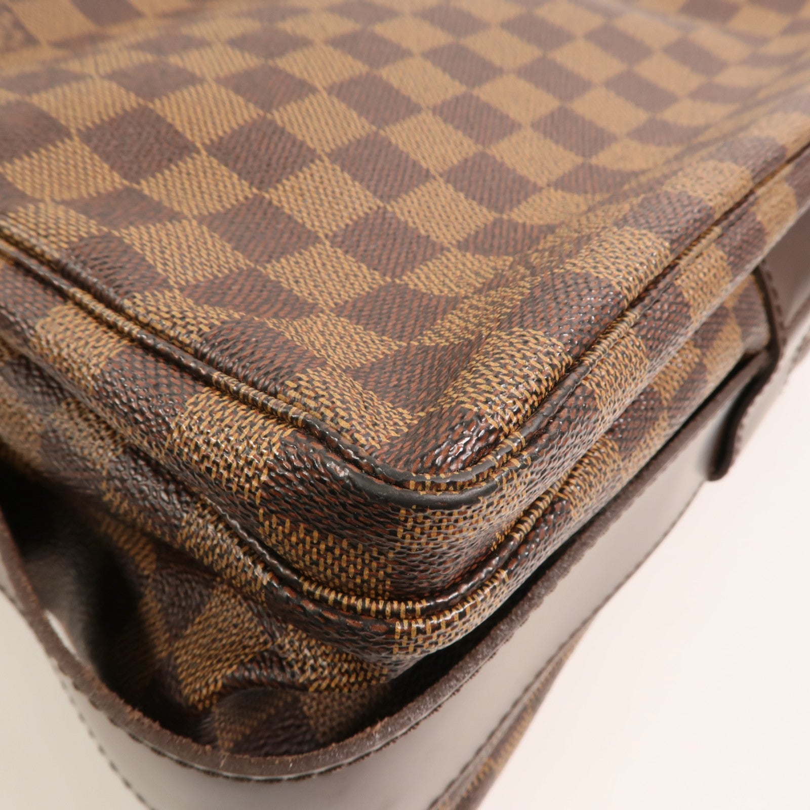 LOUIS VUITTON Damier Naviglio金扣肩背袋