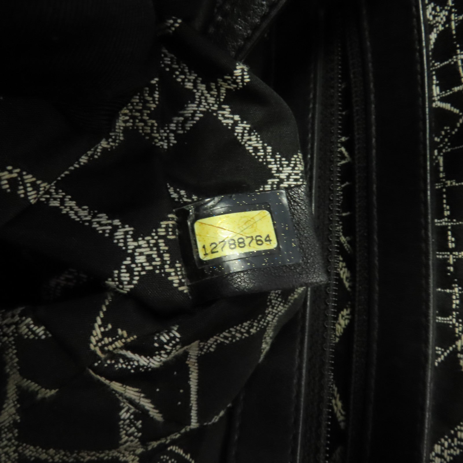 CHANEL 牛皮皮革Tote Bag銀扣手挽袋黑色