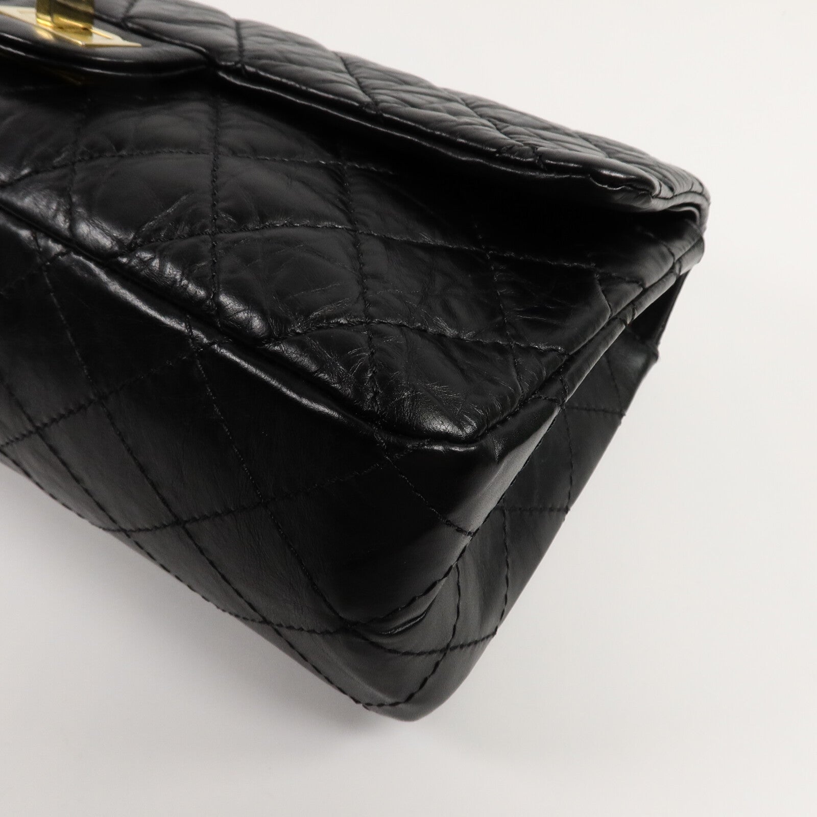 CHANEL 牛皮皮革2.55 Medium鏈帶肩背袋