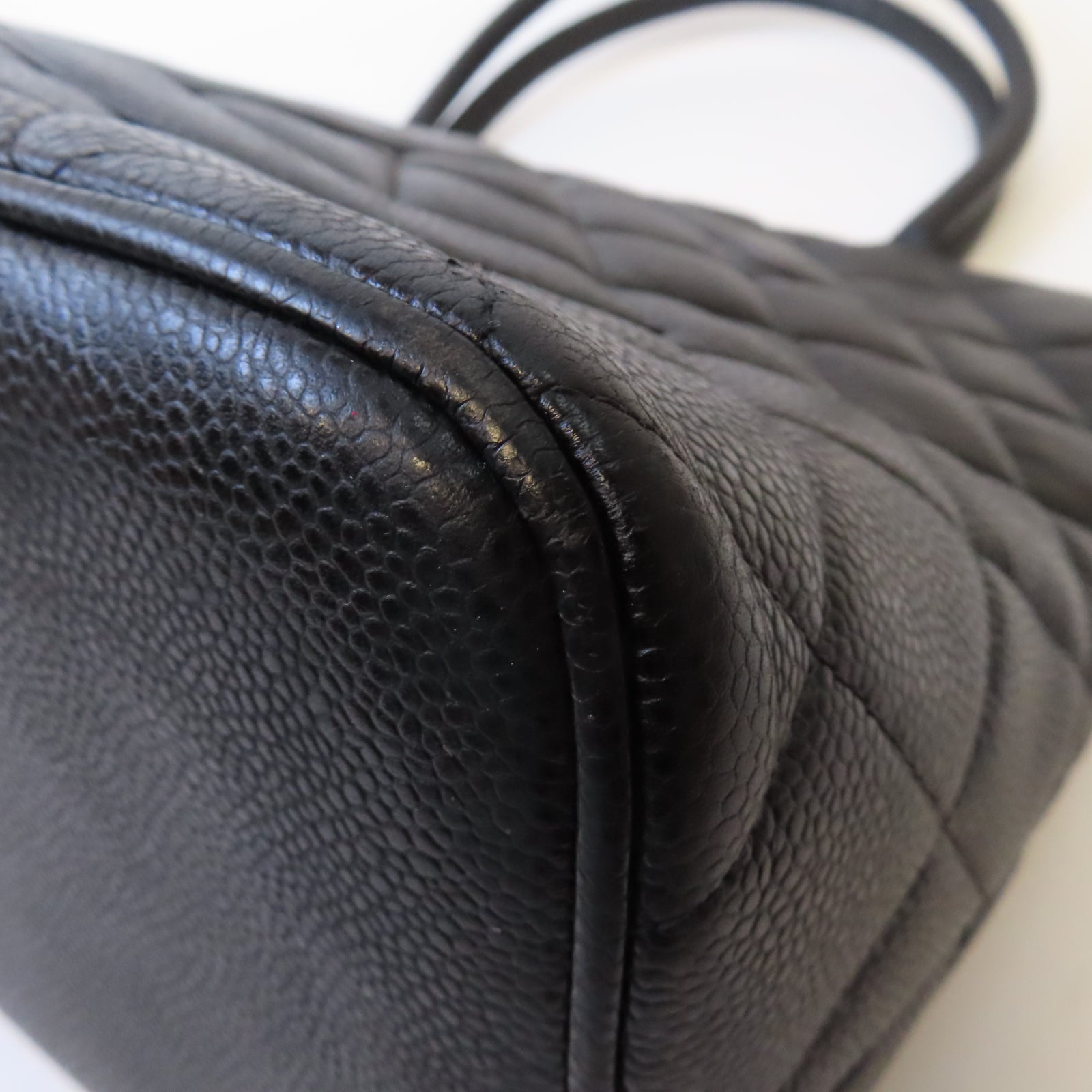 CHANEL 【激減優惠】菱格Caviar皮革Tote Bag銀扣肩背袋黑色