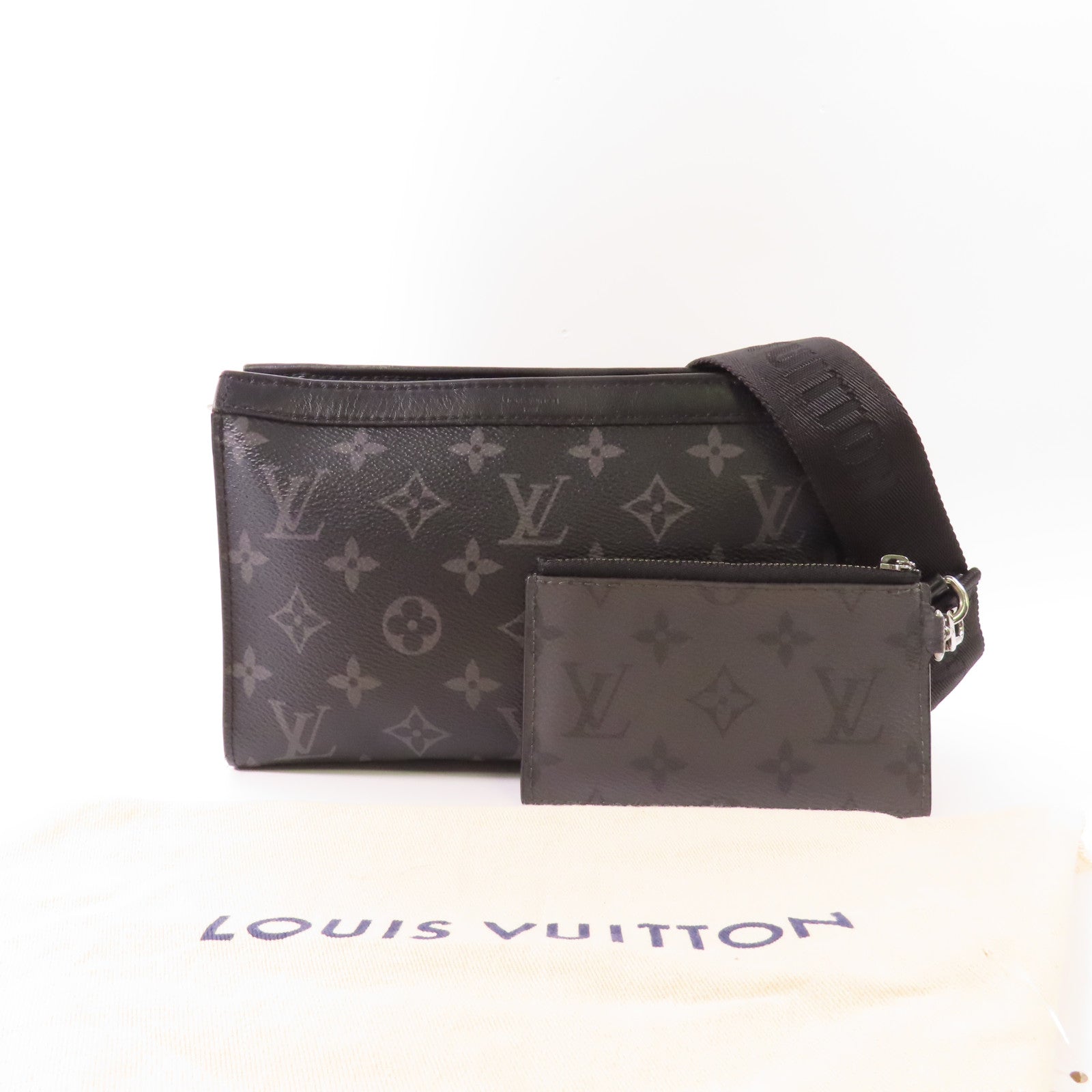 LOUIS VUITTON Monogram Eclipse Gaston銀扣肩背袋