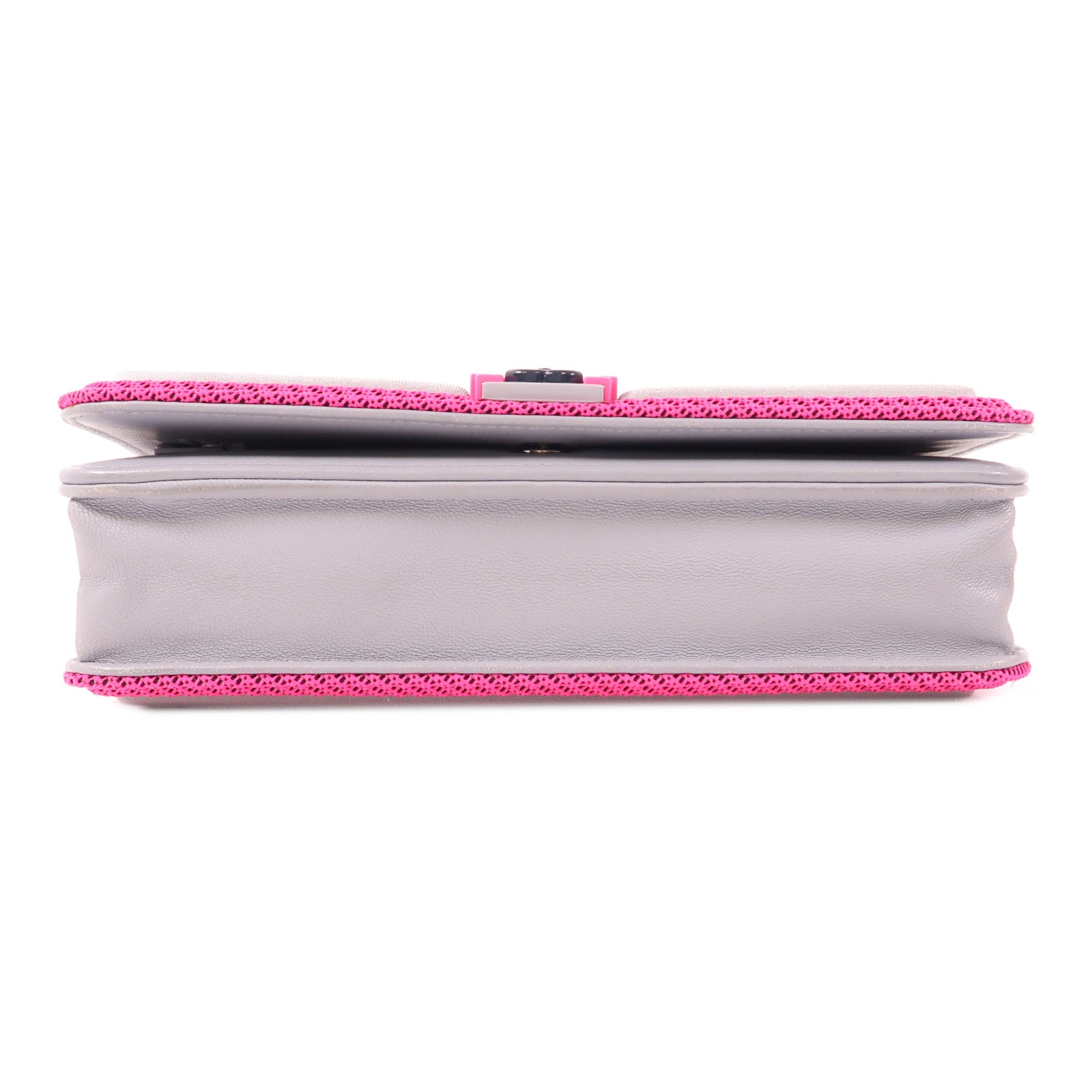 CHANEL 帆布/牛皮皮革WOC Wallet On Chain鏈帶肩背袋