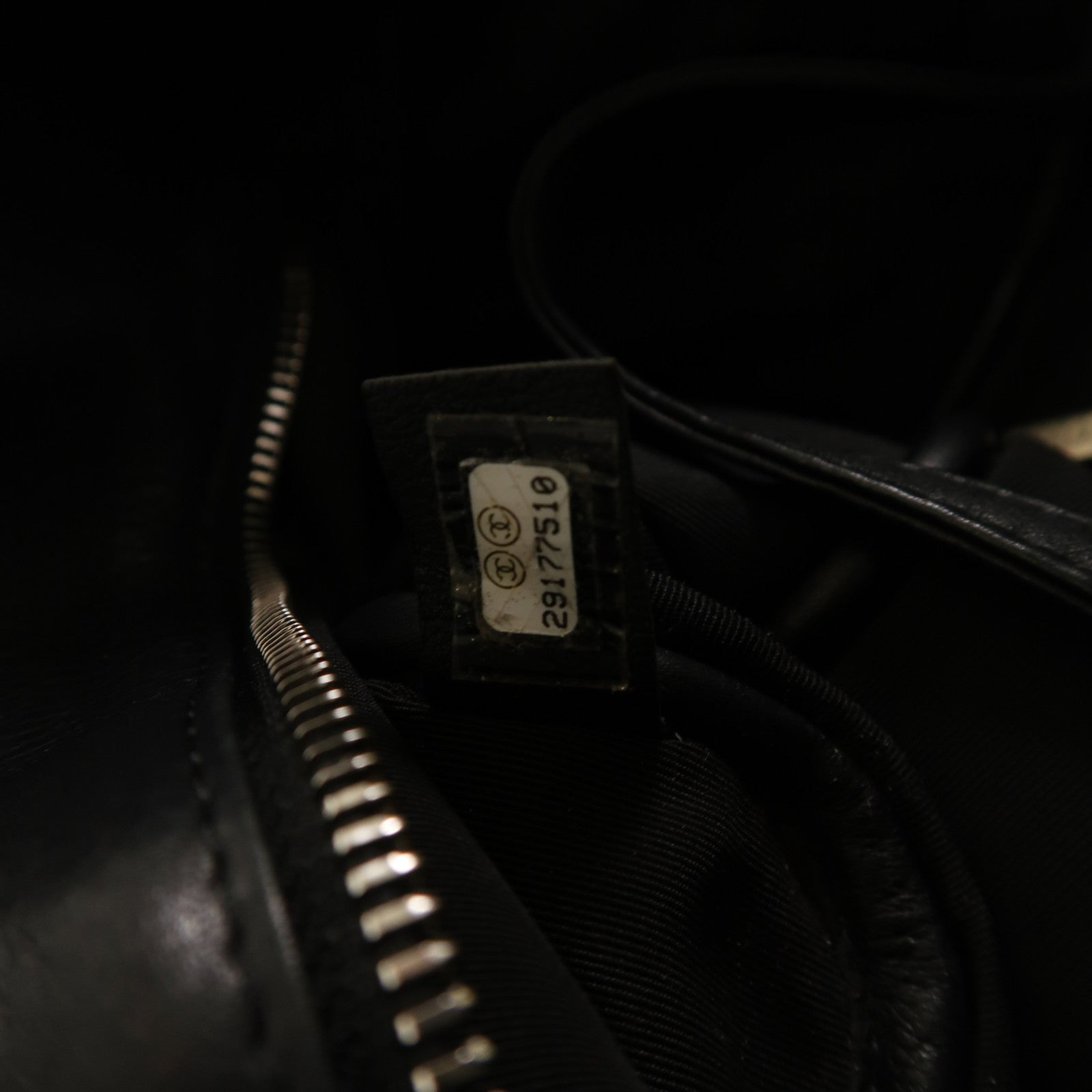 CHANEL 牛皮皮革2 Way Shoulder銀扣手挽肩背兩用袋黑色