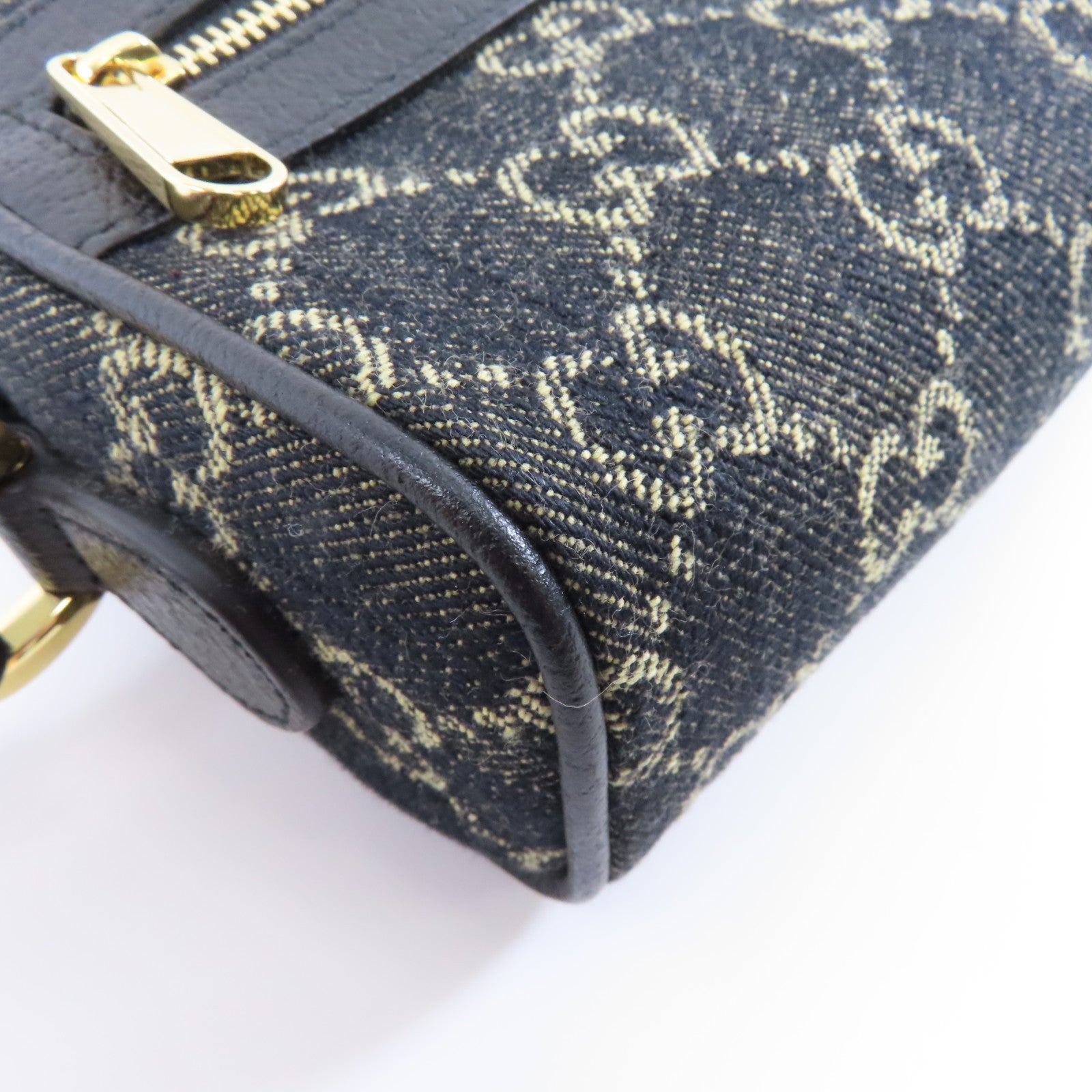 GUCCI 帆布GG Superme Mini金扣肩背袋黑色