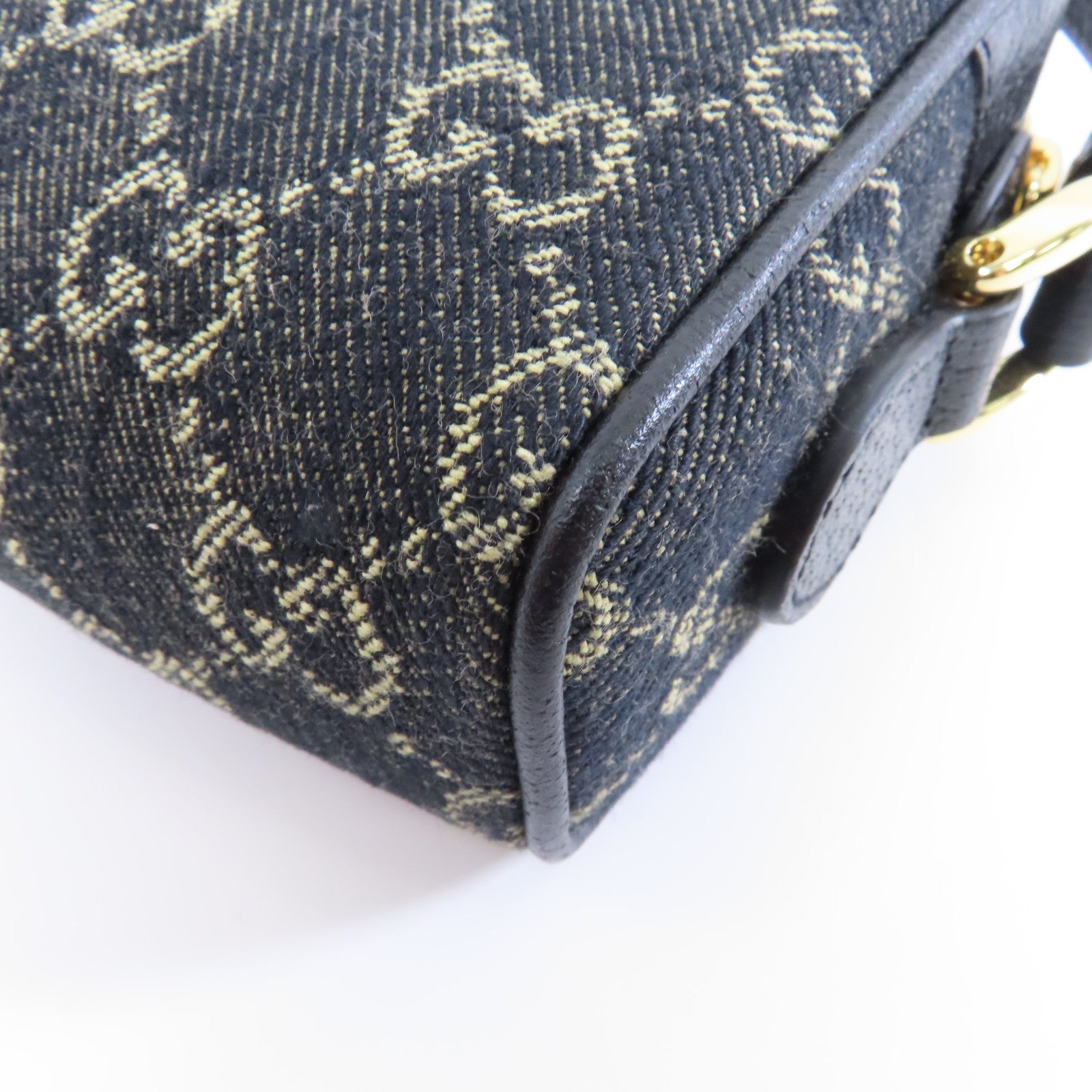 GUCCI 帆布GG Superme Mini金扣肩背袋黑色