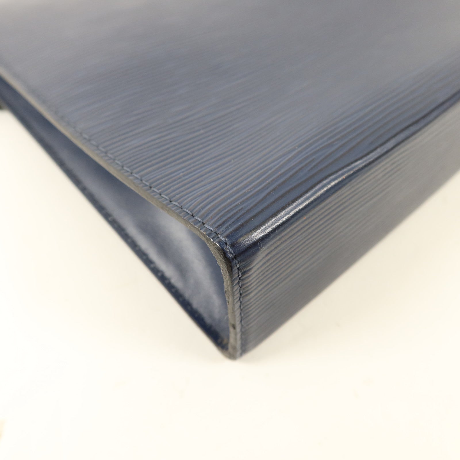 LOUIS VUITTON Epi Poche Toilette銀扣手拿包