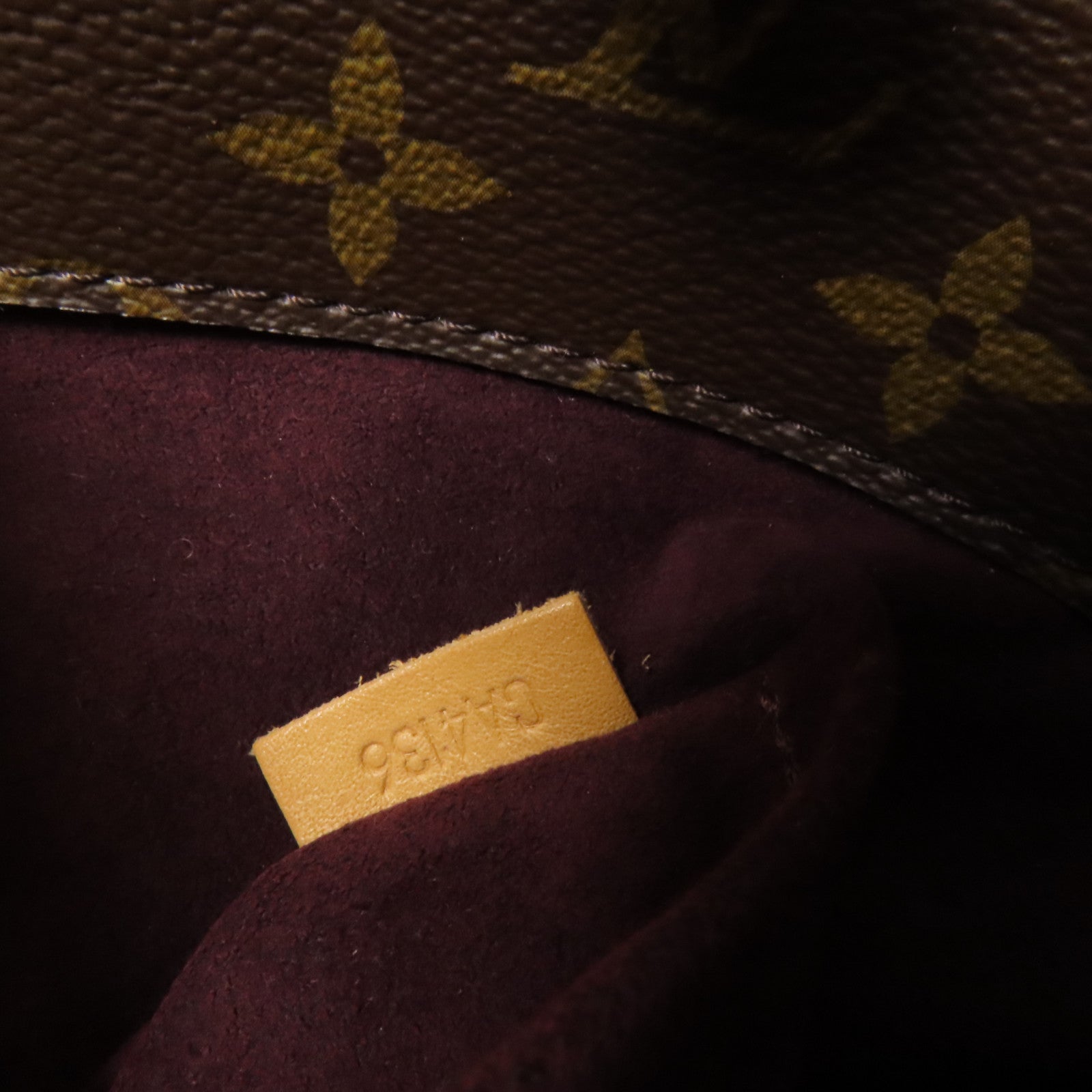 LOUIS VUITTON Monogram Montaigne MM金扣手挽肩背兩用袋