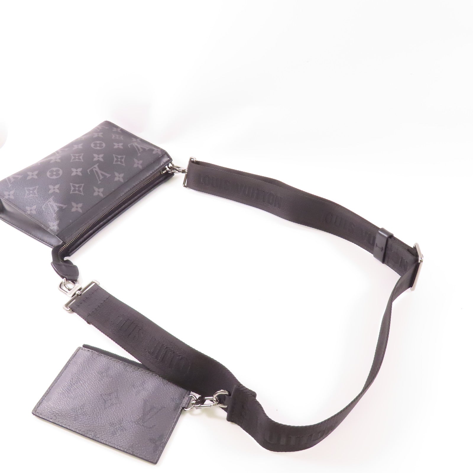 LOUIS VUITTON Monogram Eclipse Gaston銀扣肩背袋