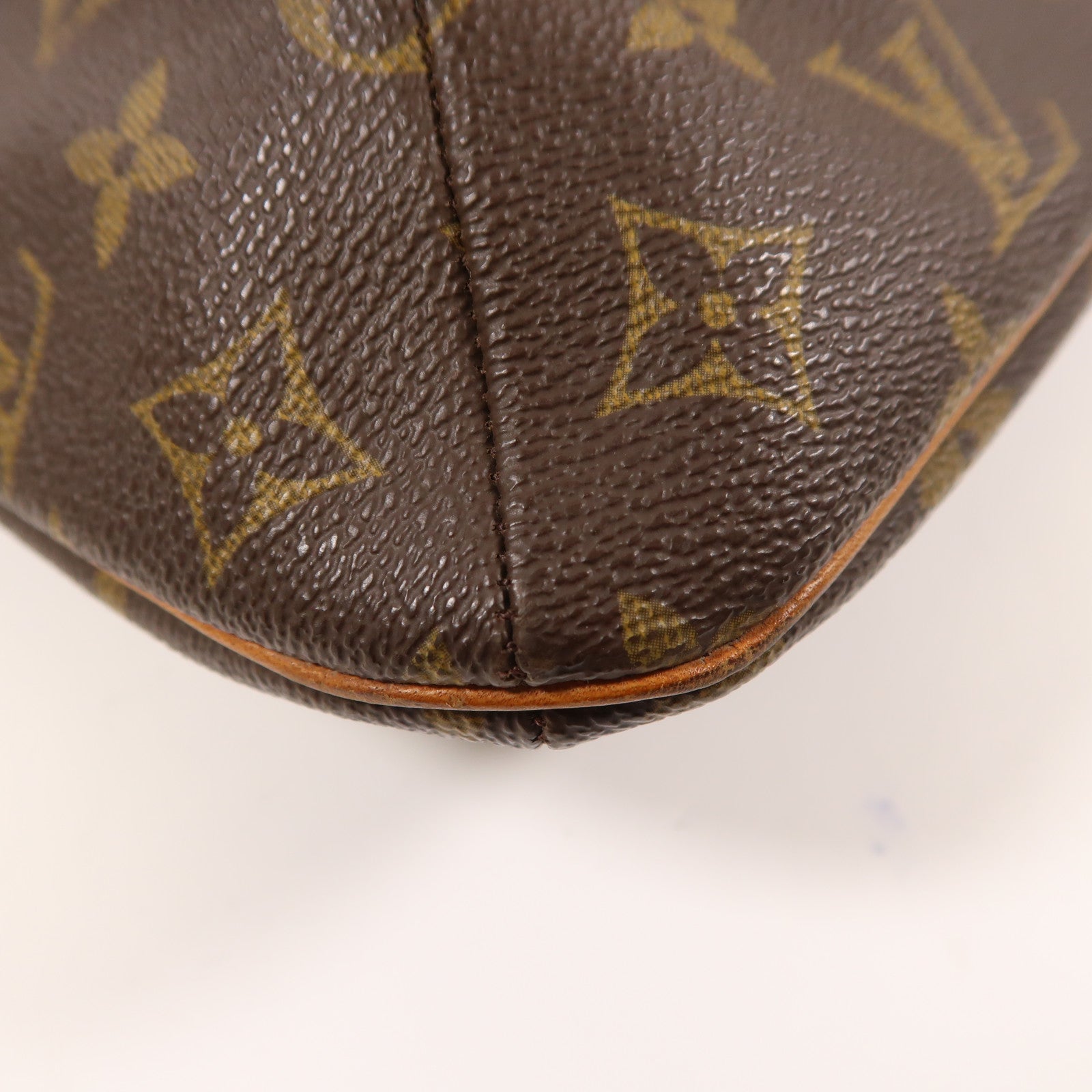 LOUIS VUITTON Monogram Musette金扣肩背袋