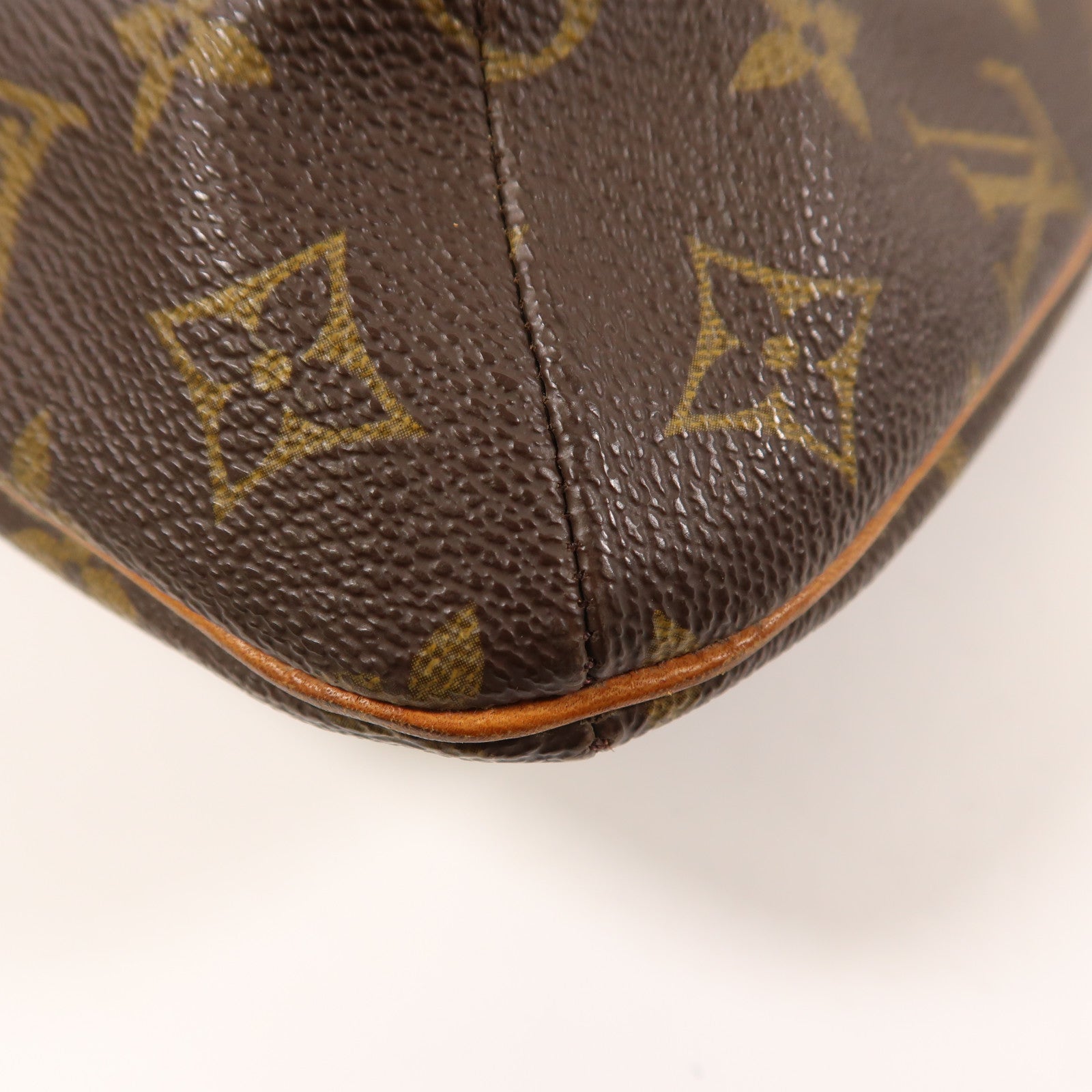 LOUIS VUITTON Monogram Musette金扣肩背袋