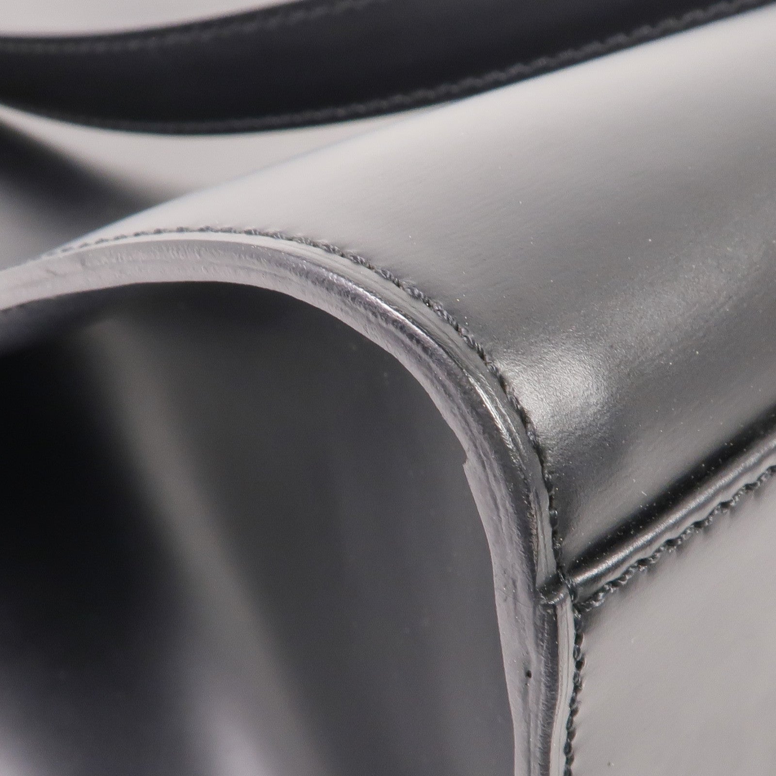 CARTIER 牛皮皮革Shoulder Tote銀扣肩背袋/手挽袋