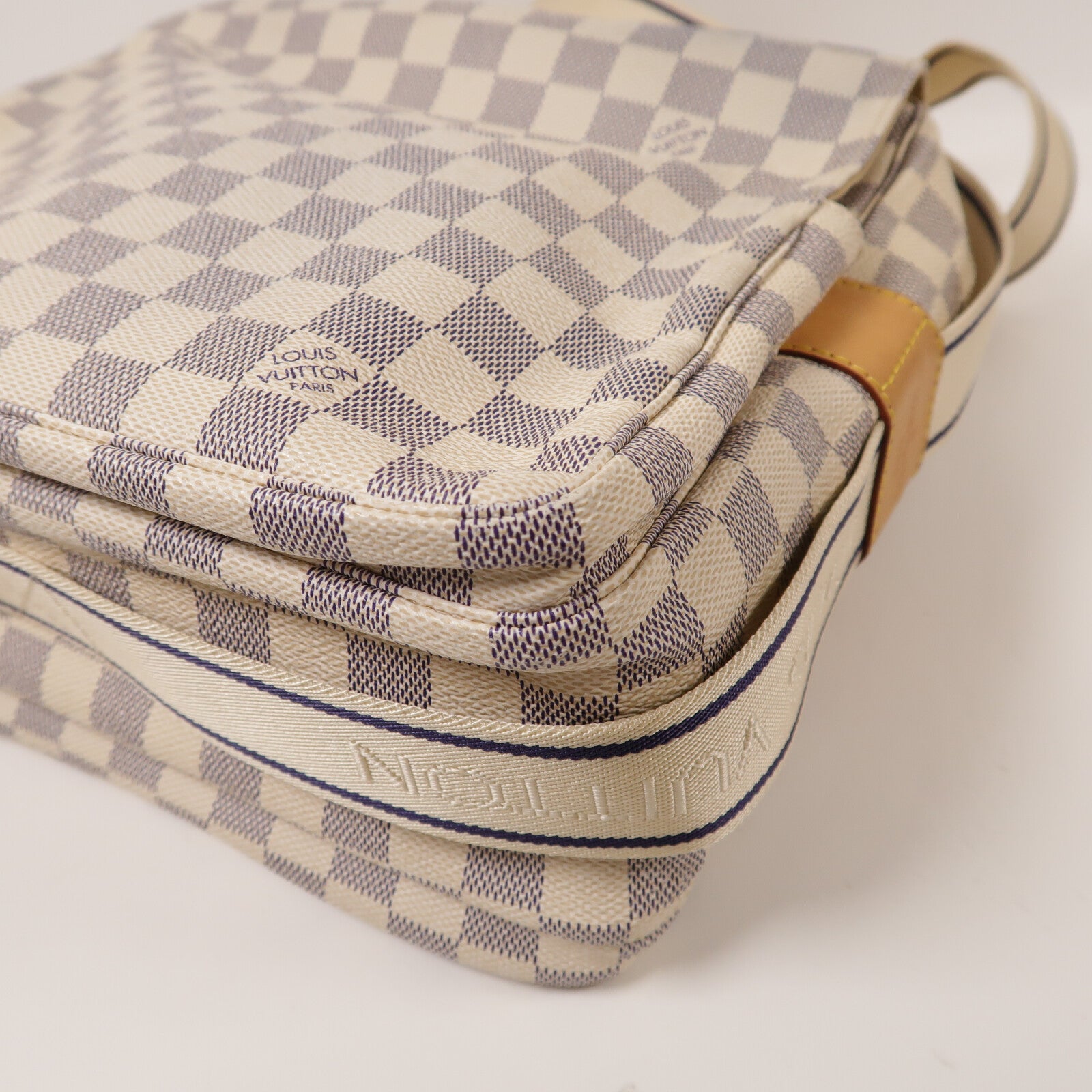 LOUIS VUITTON Damier Azur Naviglio肩背袋