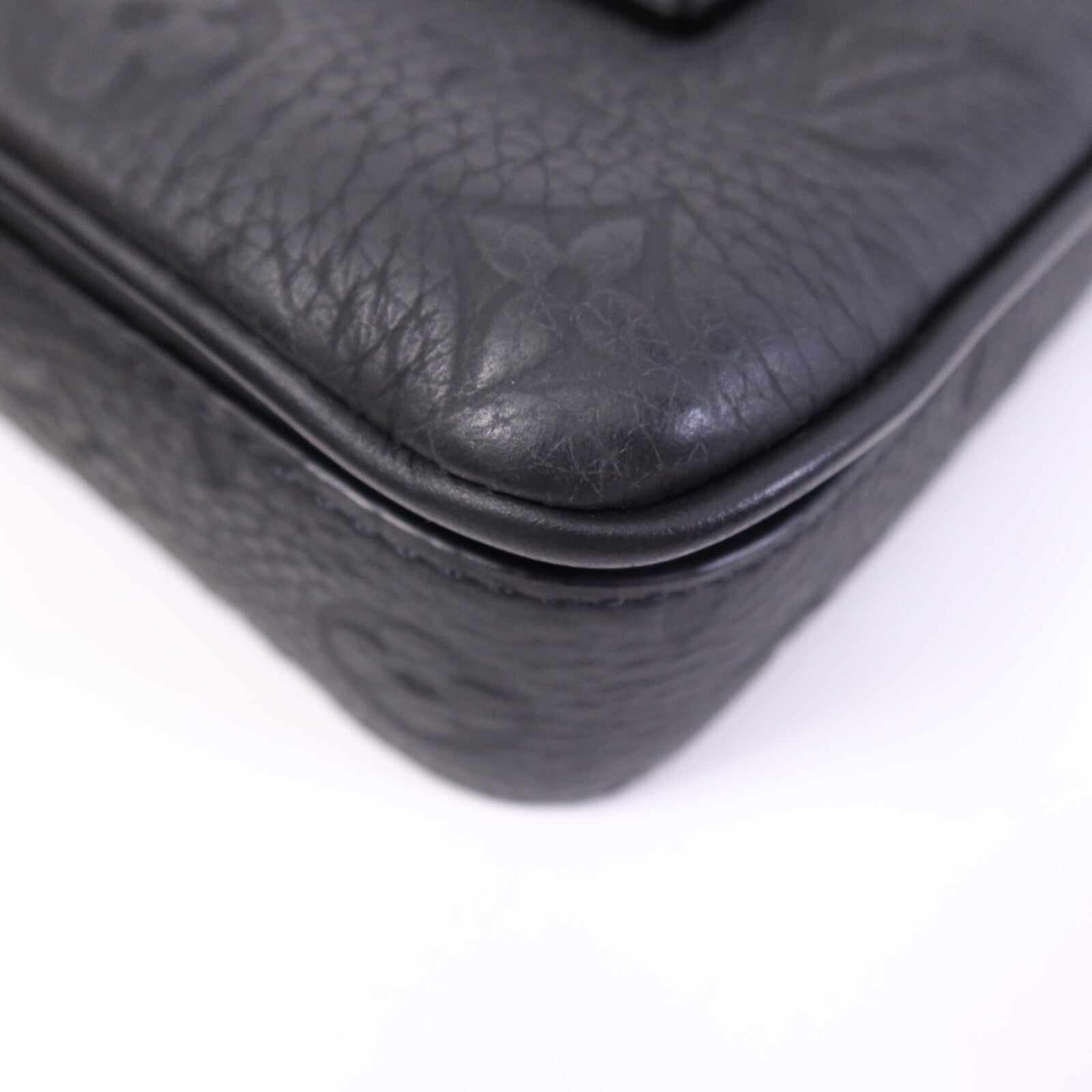 LOUIS VUITTON Monogram Taurillon S-Lock肩背袋