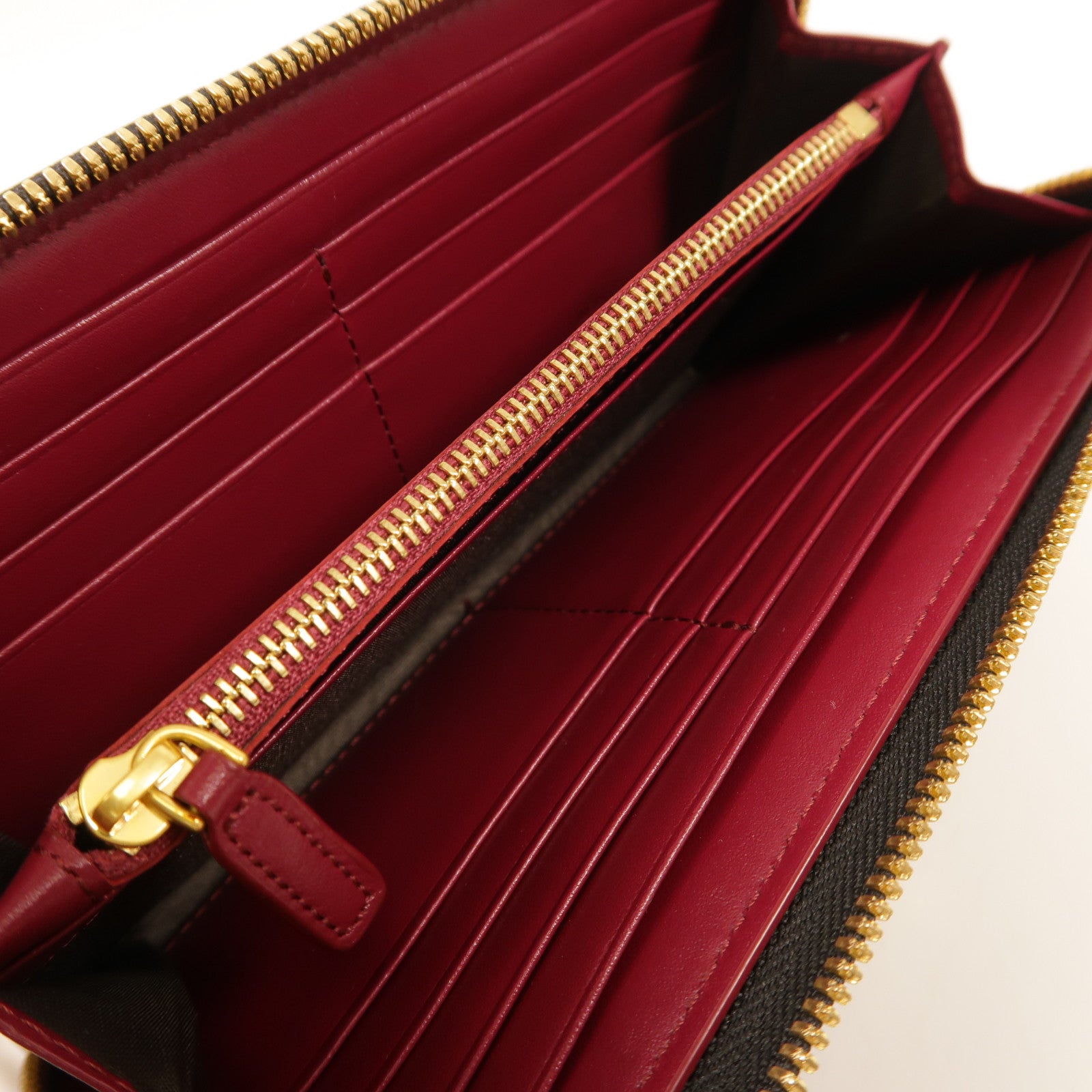MCM 牛皮皮革Zipper Long Wallet金扣長錢包