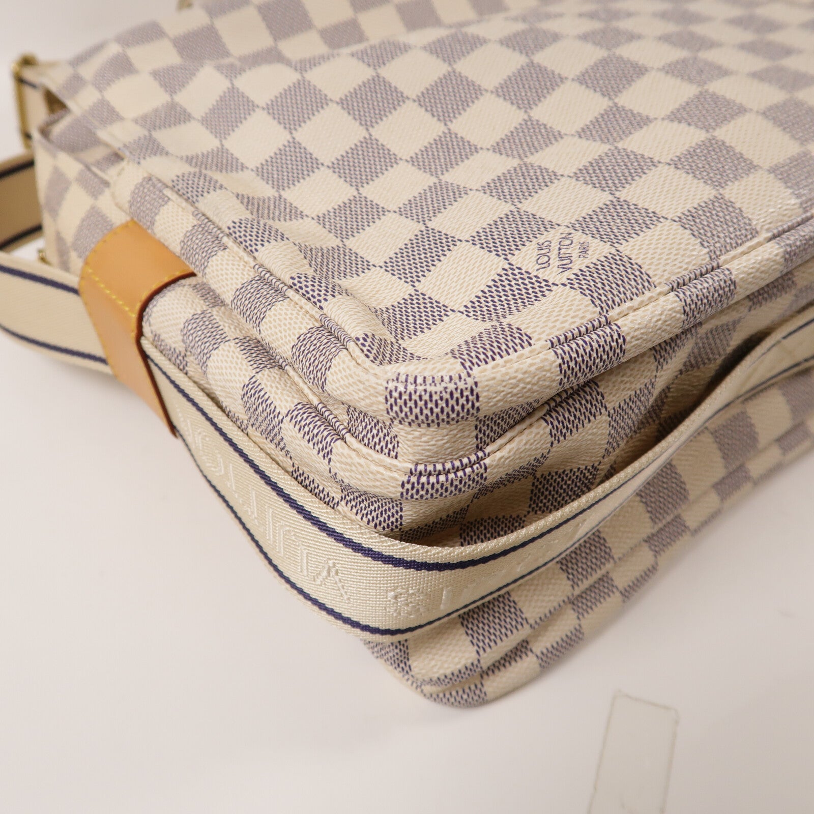 LOUIS VUITTON Damier Azur Naviglio肩背袋