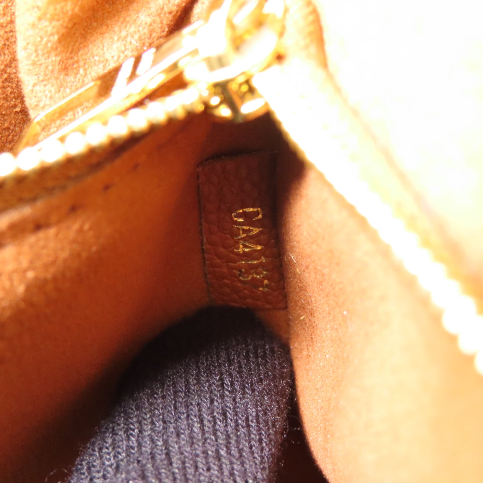 LOUIS VUITTON 【激減優惠】Monogram Saint Placide金扣鏈帶肩背袋