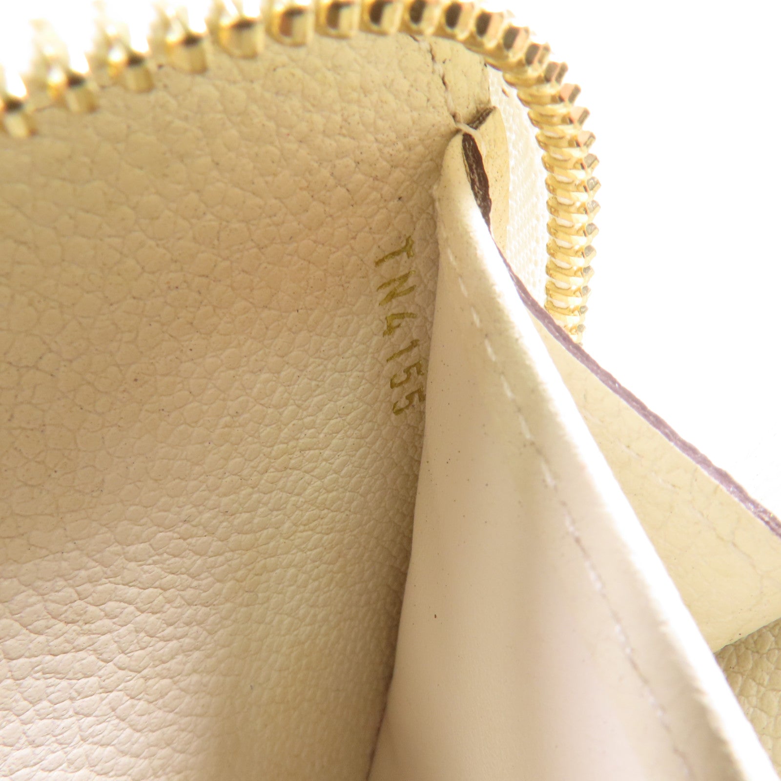 LOUIS VUITTON Monogram Empreinte Zippy Wallet金扣長錢包