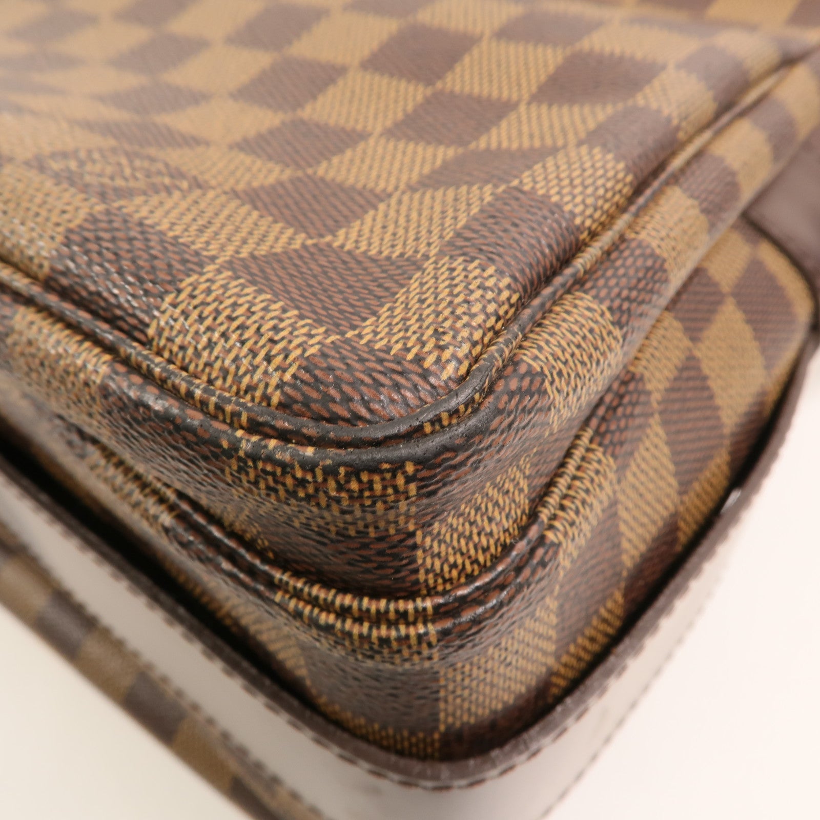 LOUIS VUITTON Damier Naviglio金扣肩背袋