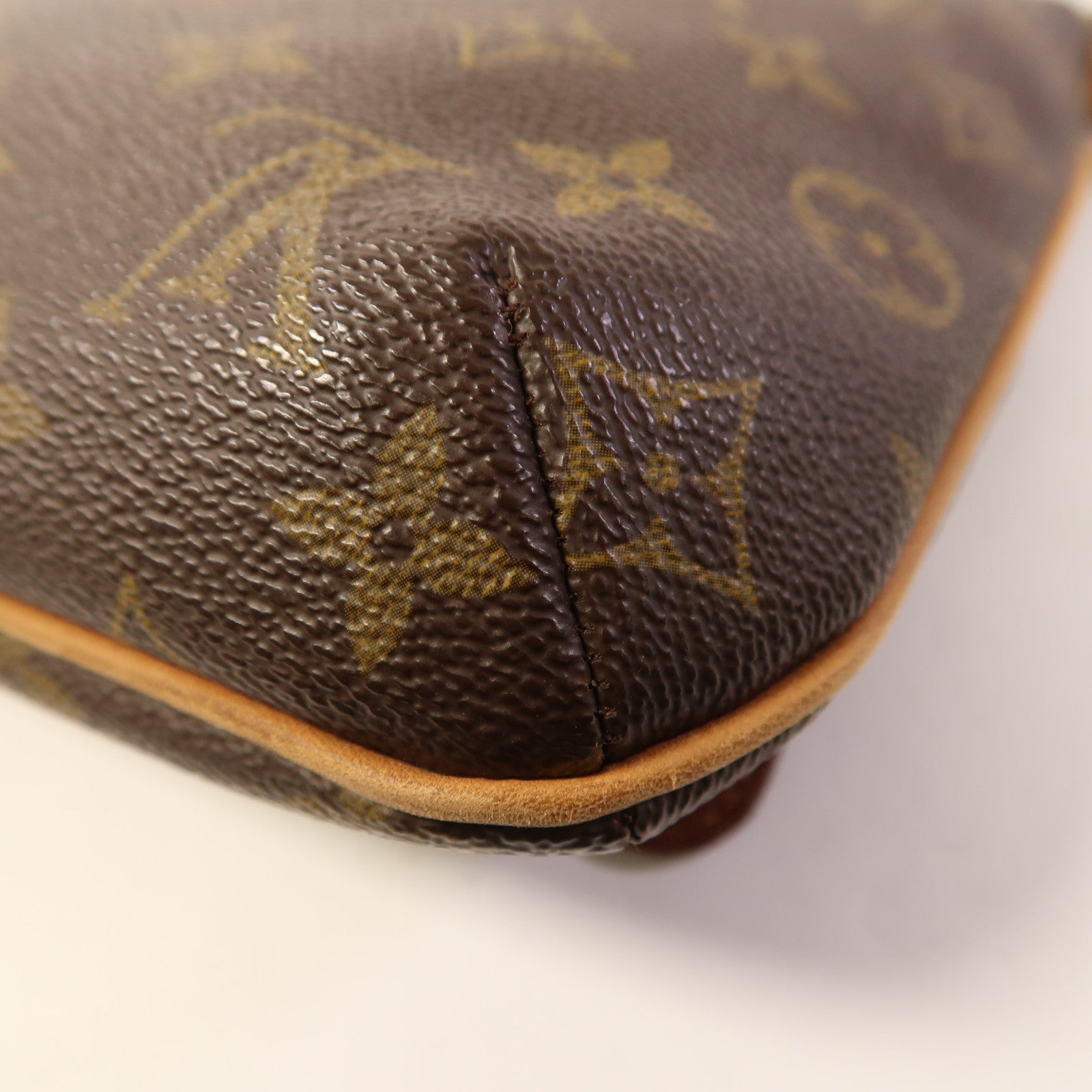LOUIS VUITTON Monogram Musette Tango Long金扣肩背袋