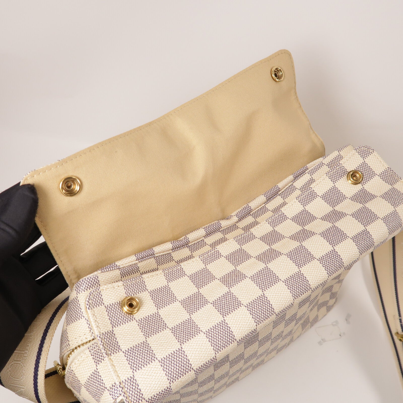 LOUIS VUITTON Damier Azur Naviglio肩背袋