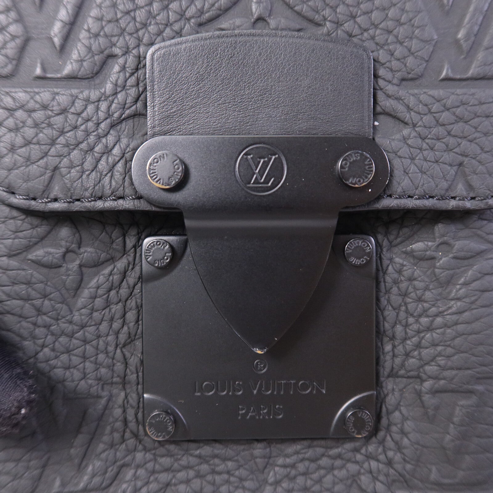 LOUIS VUITTON Monogram Taurillon S-Lock肩背袋