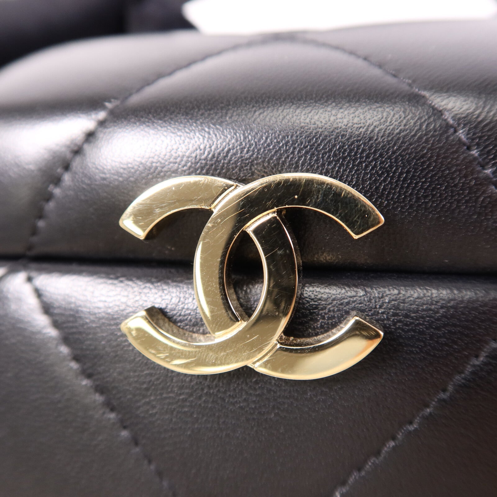 CHANEL 【激減優惠】羊皮皮革Small Vanity Case銀扣鏈帶肩背袋