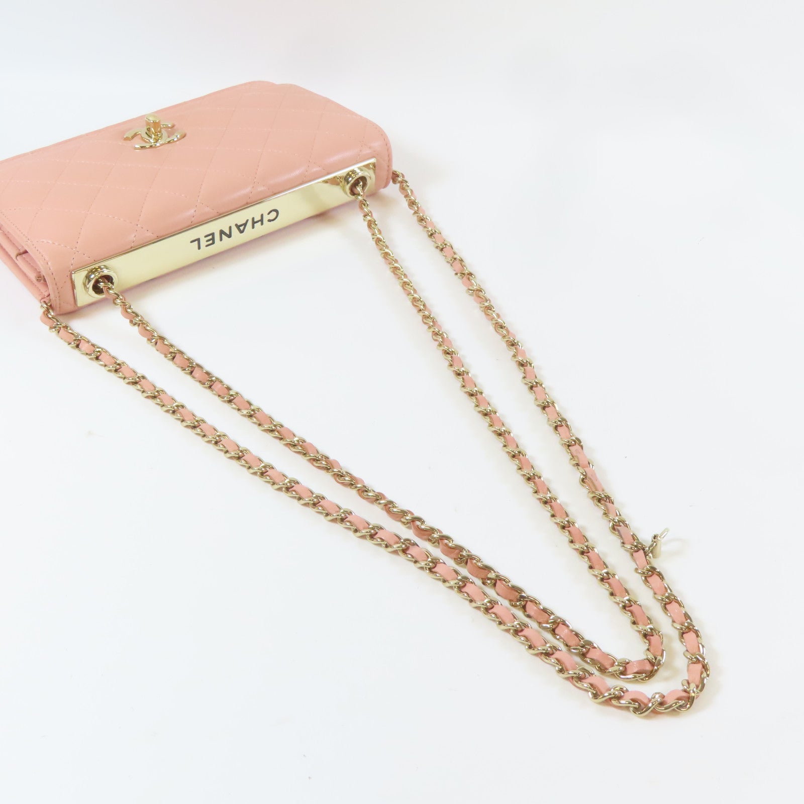 CHANEL 菱格羊皮皮革Chain Shoulder金扣鏈帶肩背袋粉紅色