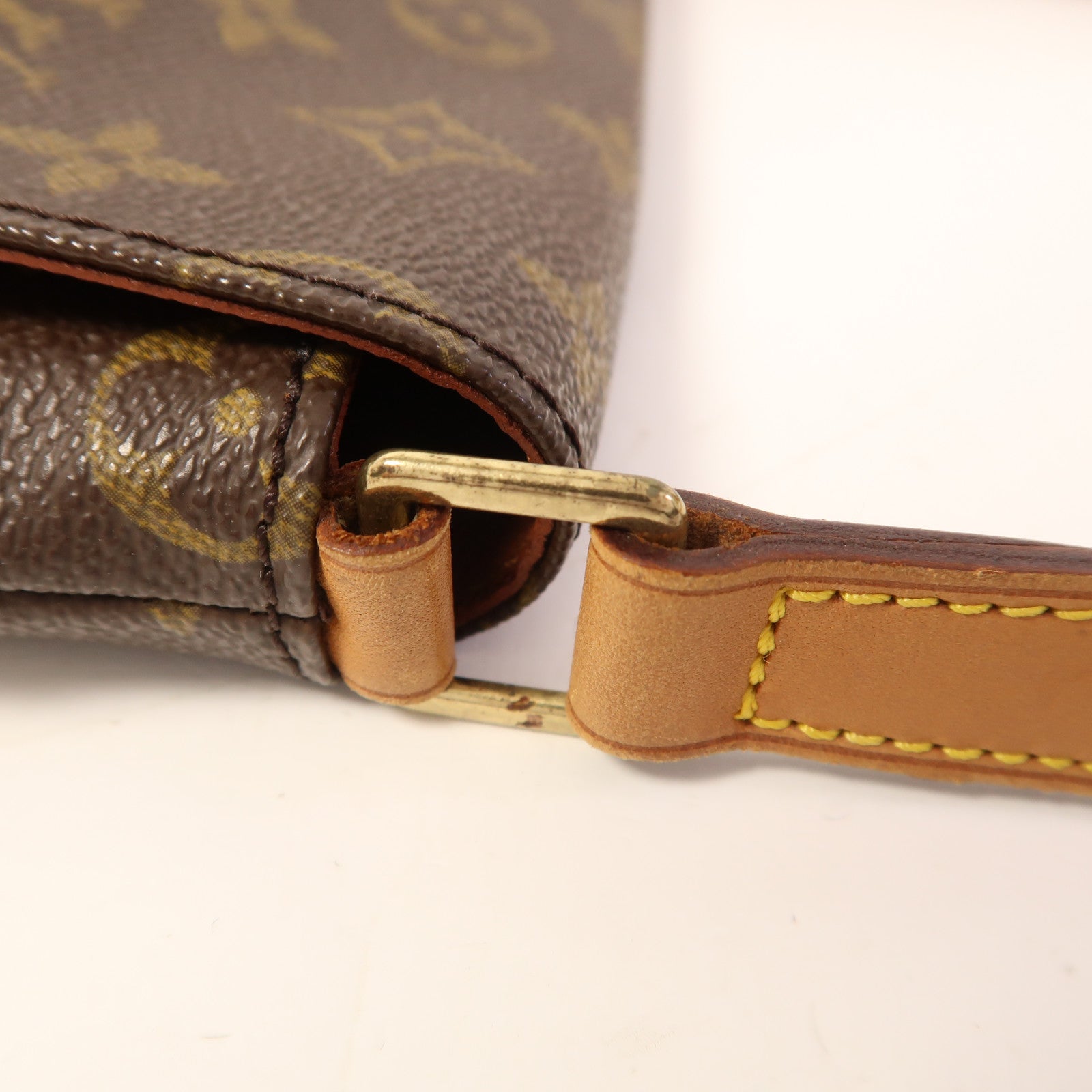 LOUIS VUITTON Monogram Musette Tango Long金扣肩背袋