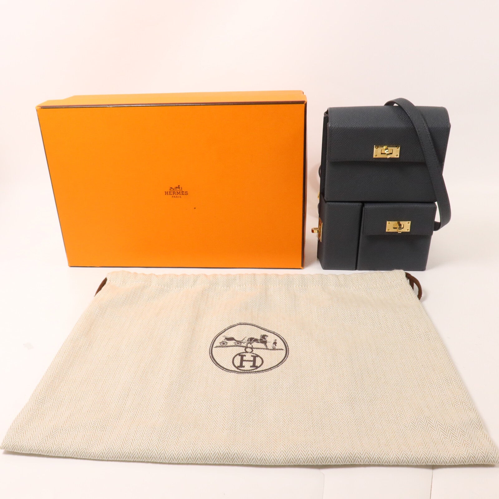HERMES Epsom皮革Kelly Multipocket To Go Pouch肩背袋Gris Misty