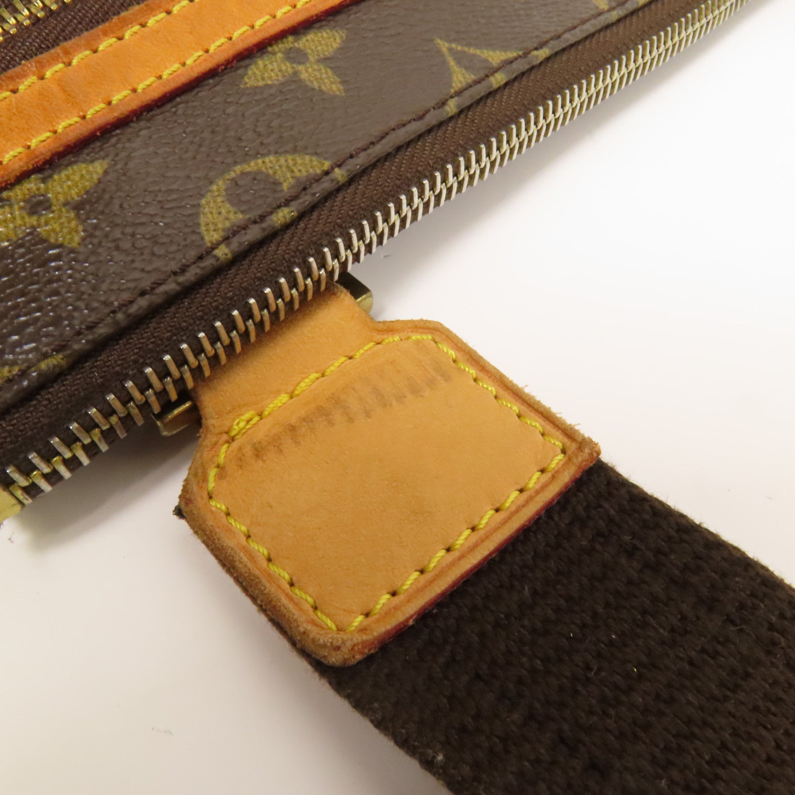 LOUIS VUITTON Monogram Pochette Bosphore金扣肩背袋棕色