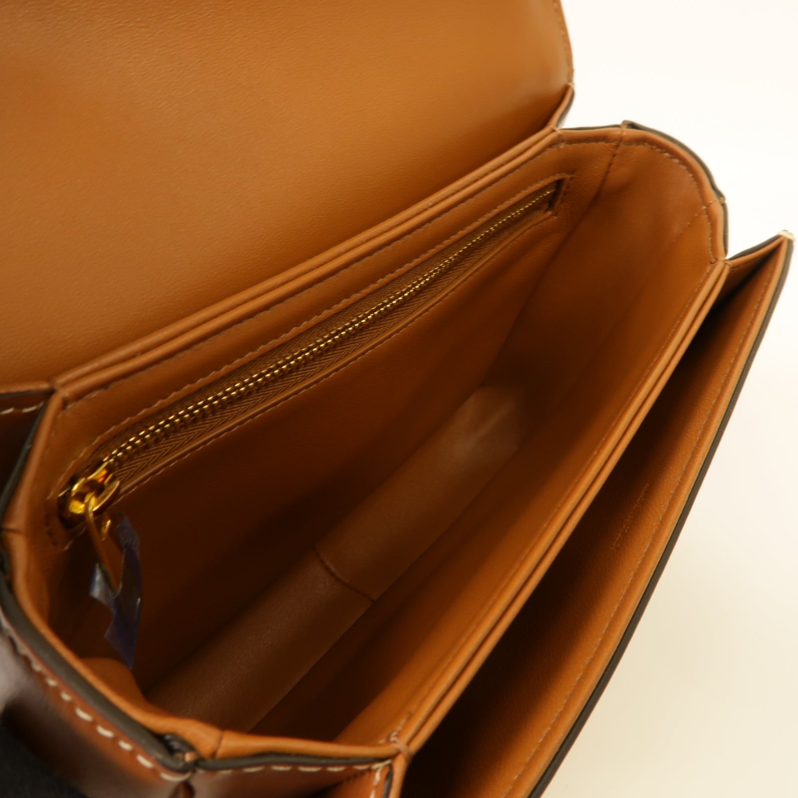 CELINE 斜紋軟呢Teen Triomphe金扣肩背袋棕色
