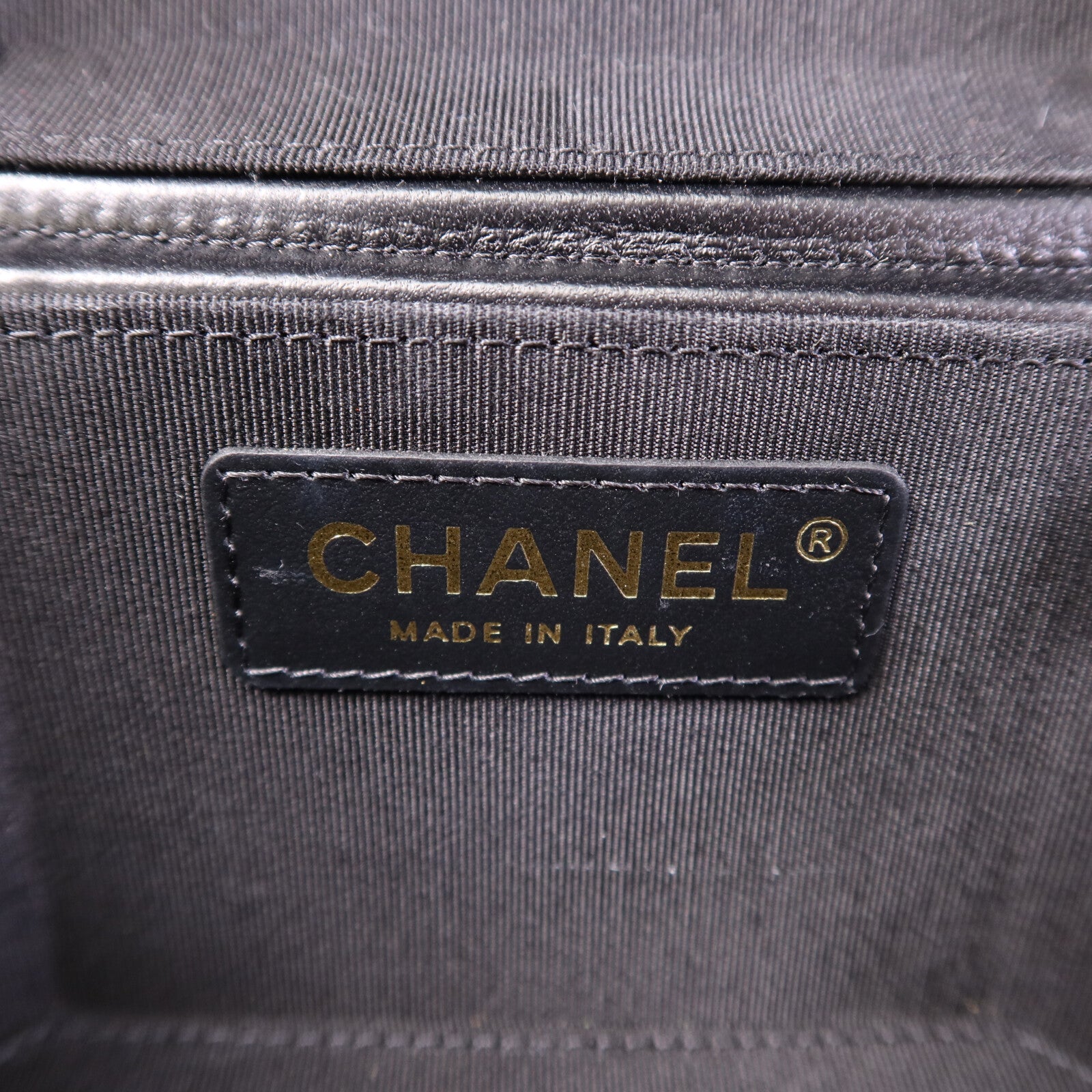 CHANEL 【激減優惠】羊皮皮革Small Vanity Case銀扣鏈帶肩背袋