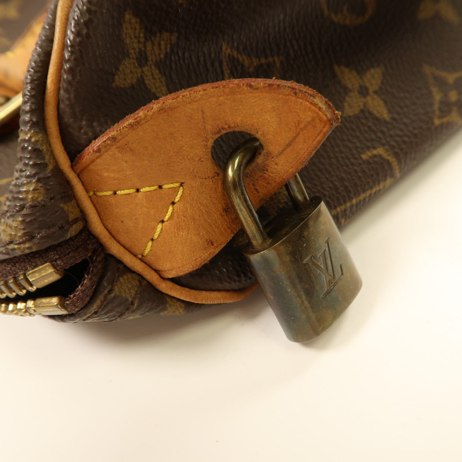 LOUIS VUITTON Monogram Speedy 25金扣手挽袋啡色