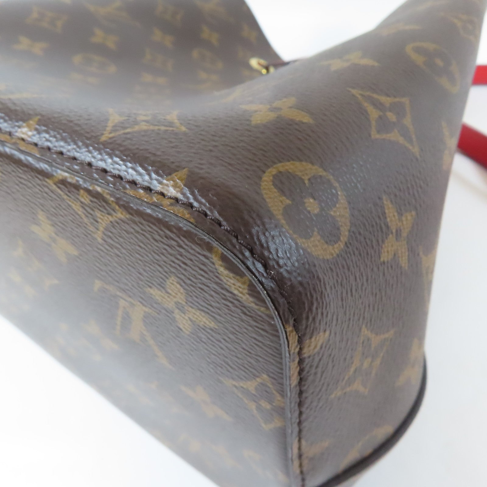 LOUIS VUITTON Monogram NeoNoe MM金扣肩背袋啡色/紅色
