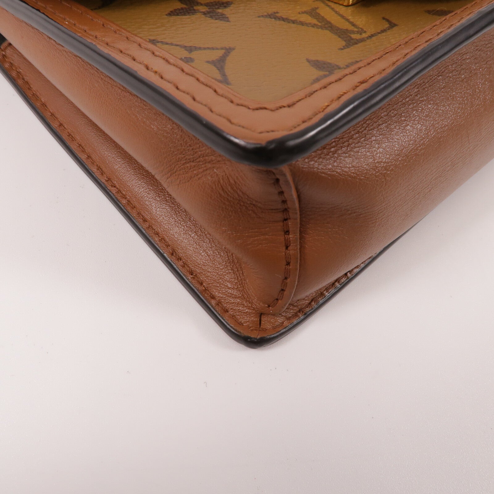 LOUIS VUITTON Monogram Reverse Dauphine肩背袋