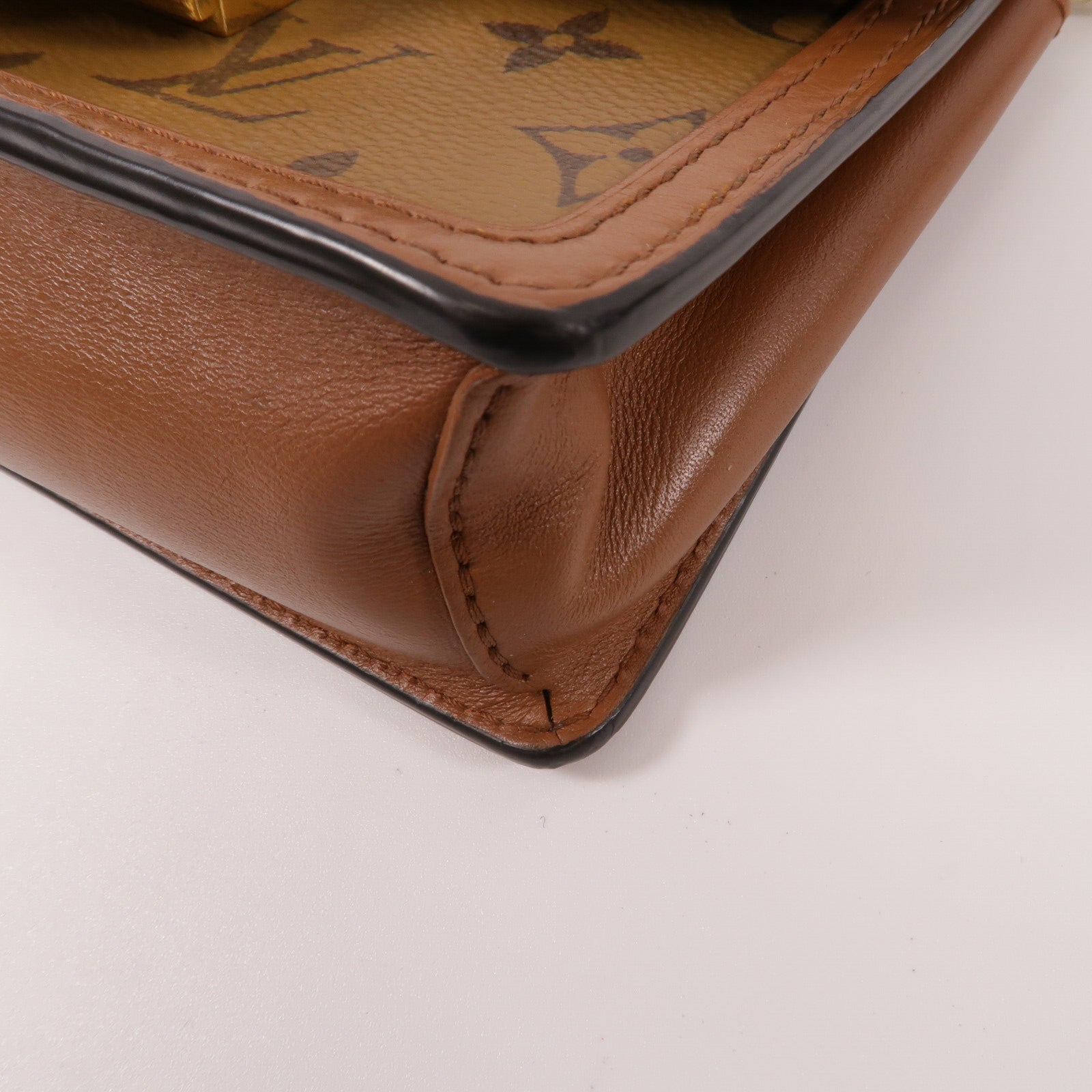 LOUIS VUITTON Monogram Reverse Dauphine肩背袋