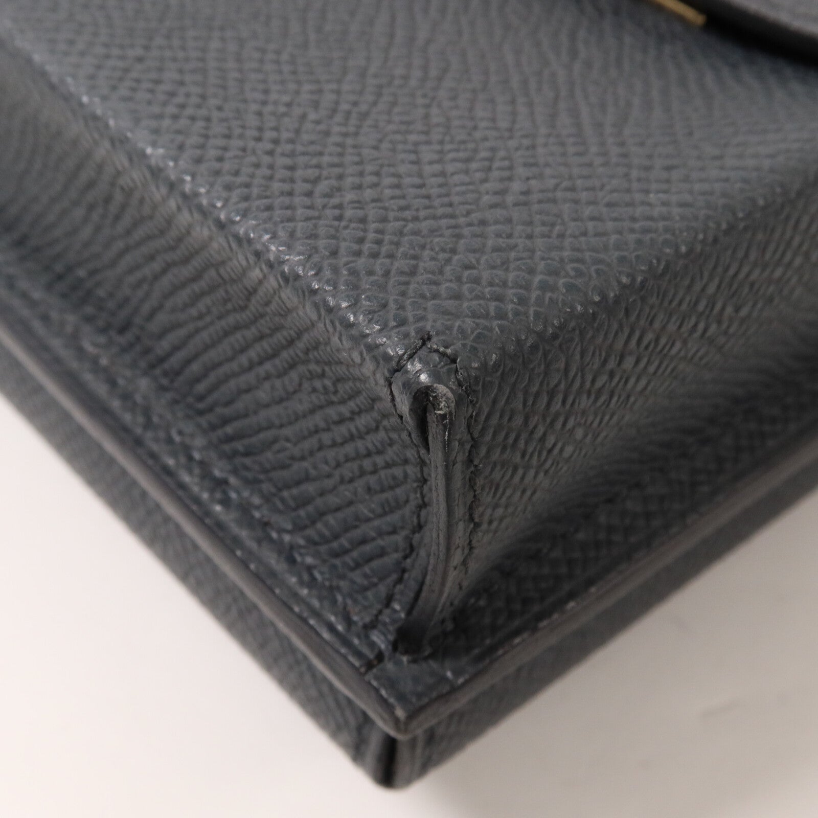 HERMES Epsom皮革Kelly Multipocket To Go Pouch肩背袋Gris Misty