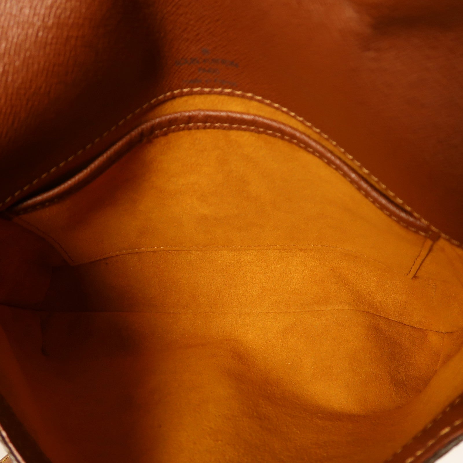 LOUIS VUITTON Monogram Musette Tango Long金扣肩背袋