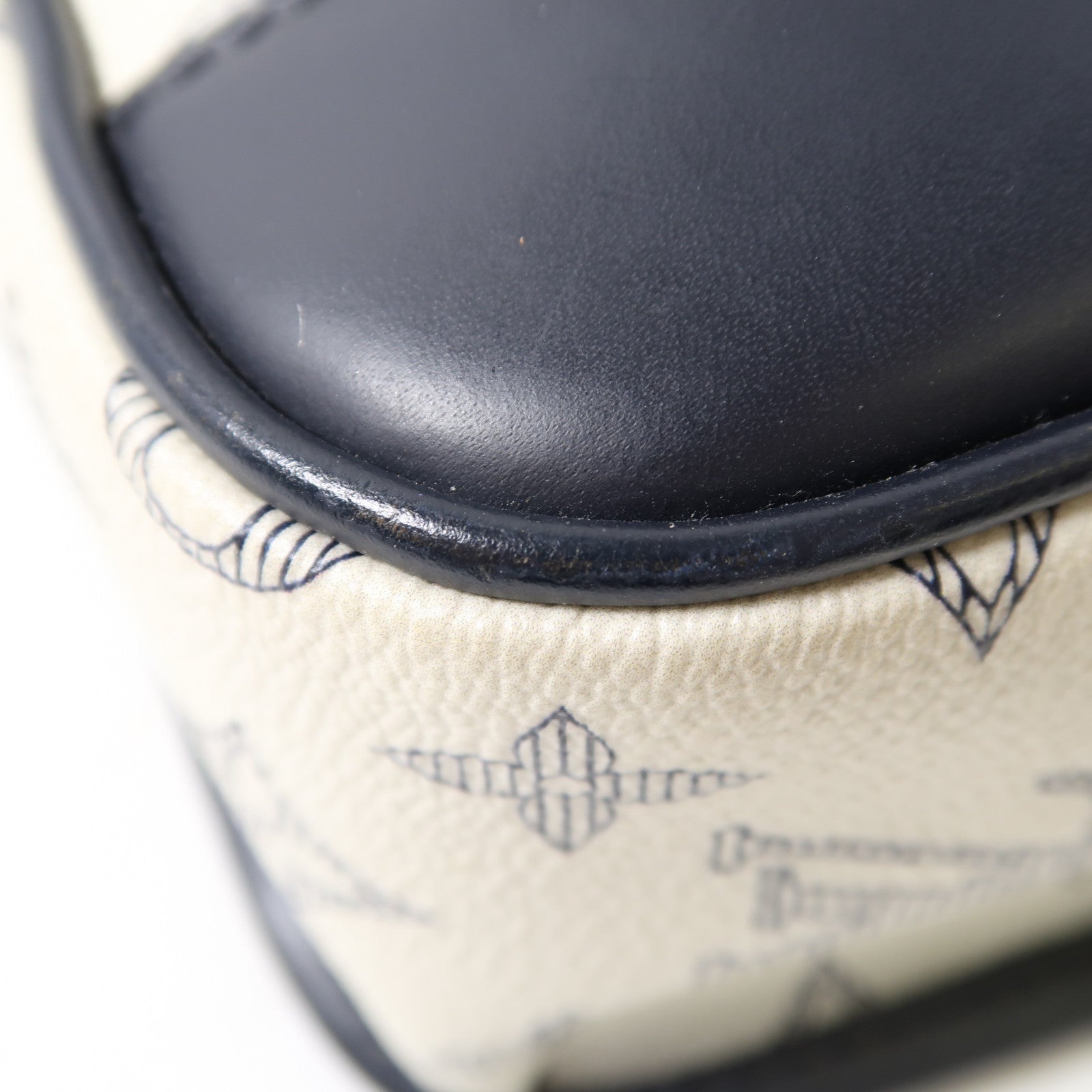 LOUIS VUITTON 【激減優惠】Monogram Savane Messenger BB銀扣手拿包黑色
