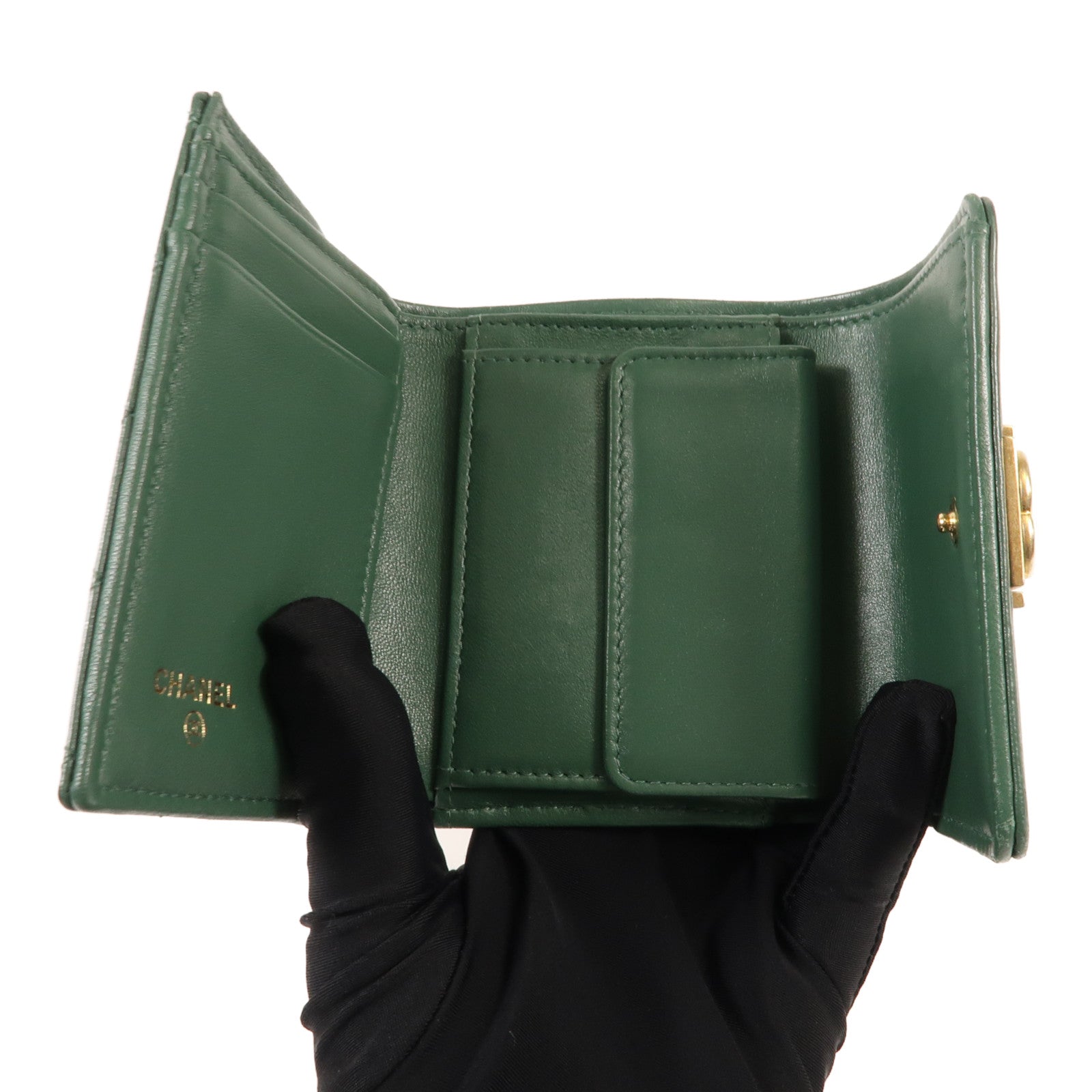 CHANEL 羊皮皮革Boy Chanel Three-fold Wallet金扣錢包